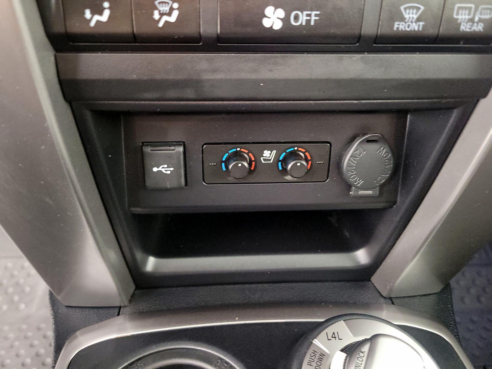 Thumbnail: 2023 Toyota 4Runner - 19