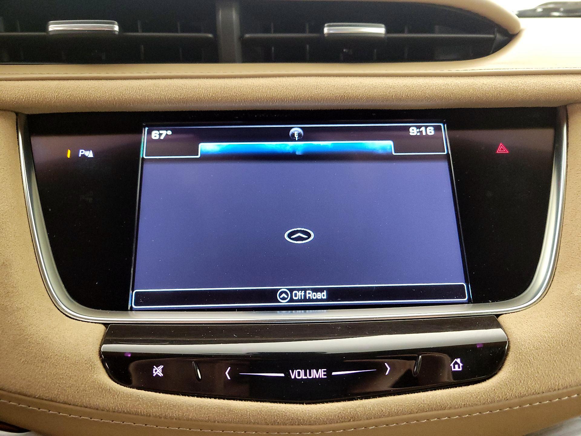 Thumbnail: 2017 Cadillac XT5 - 14