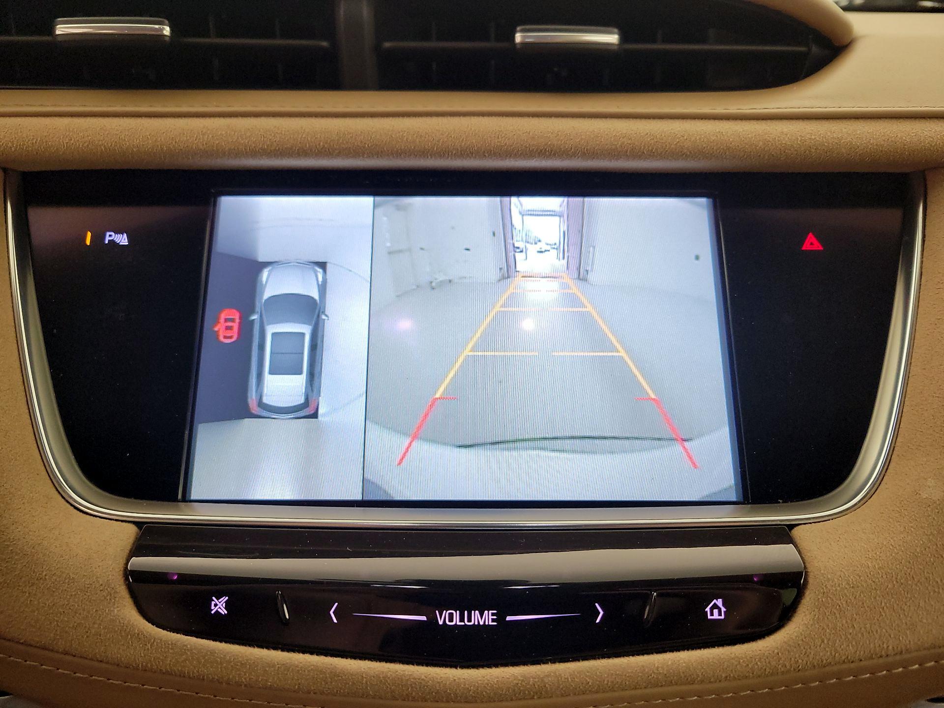 Thumbnail: 2017 Cadillac XT5 - 15