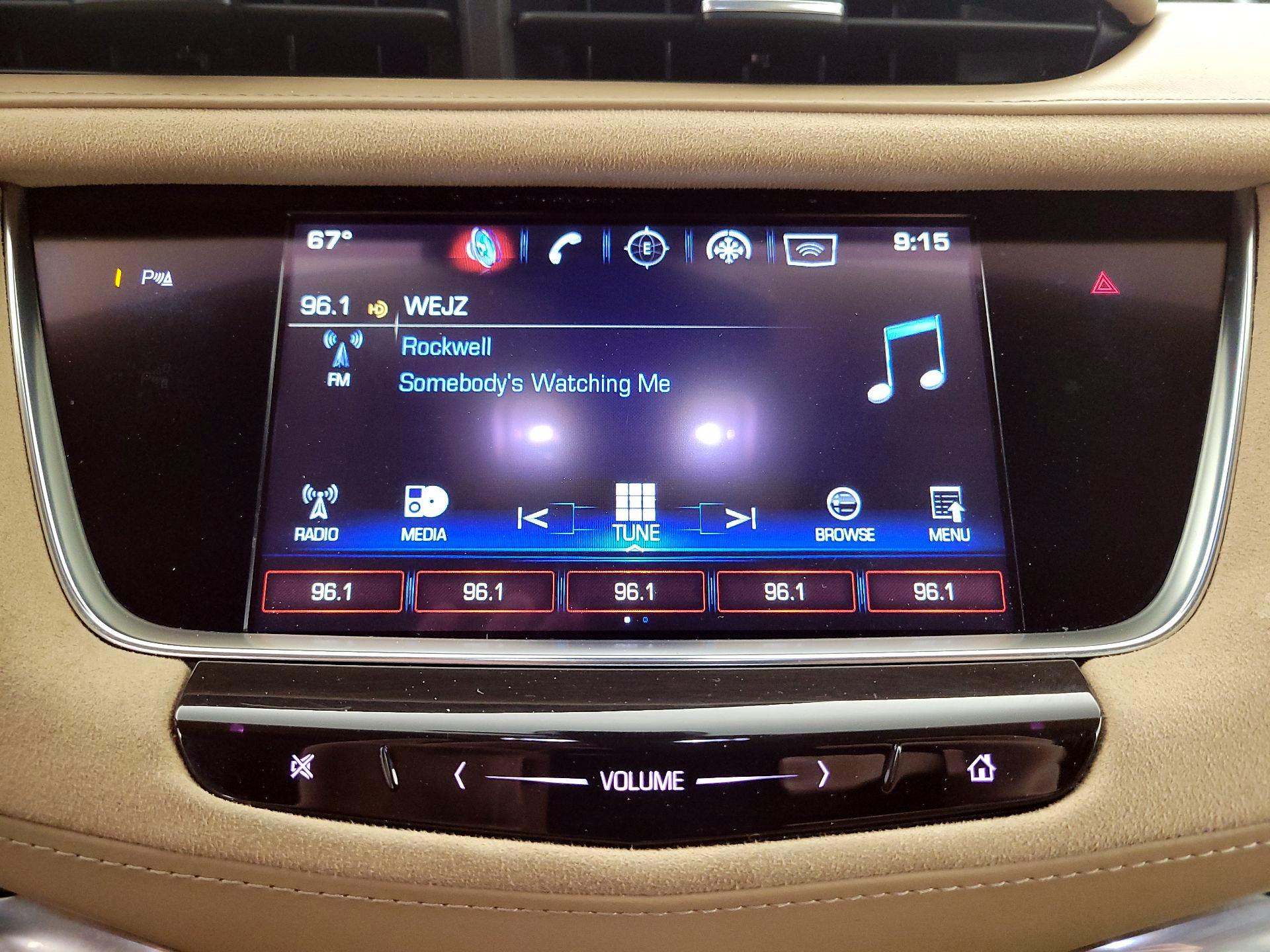 Thumbnail: 2017 Cadillac XT5 - 16