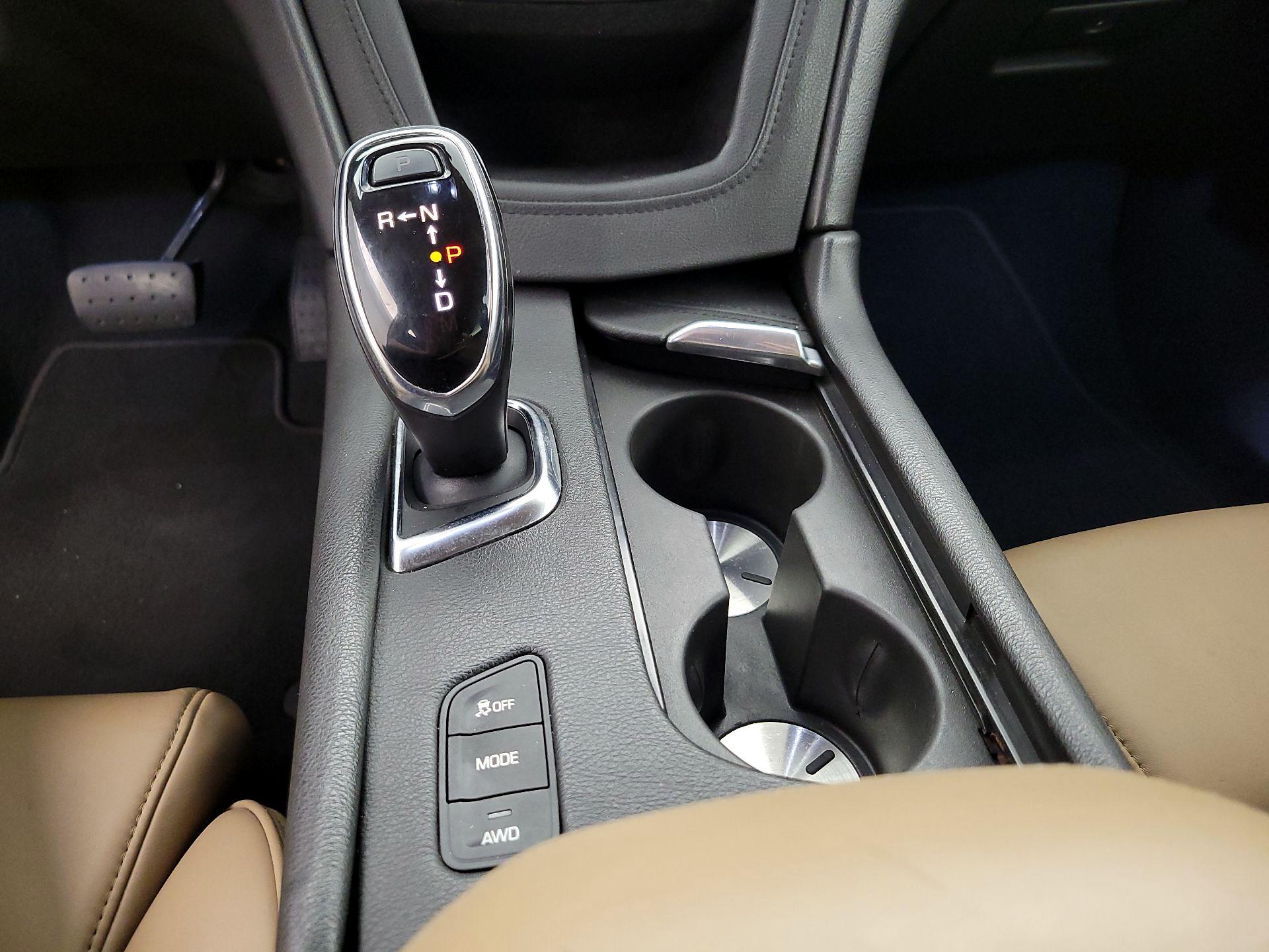 Thumbnail: 2017 Cadillac XT5 - 18