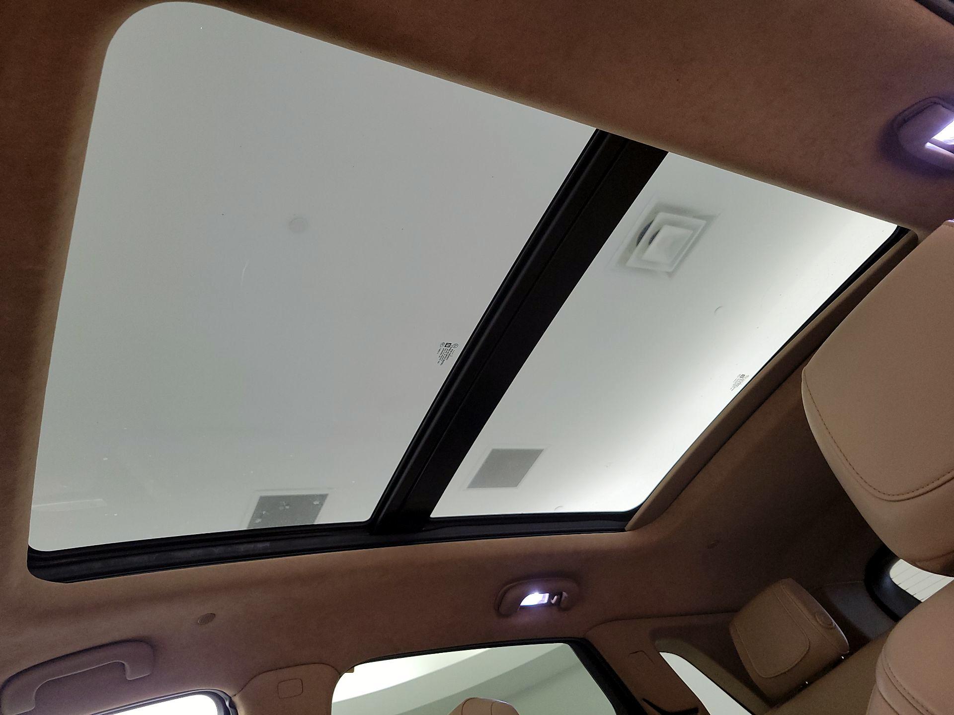 Thumbnail: 2017 Cadillac XT5 - 20