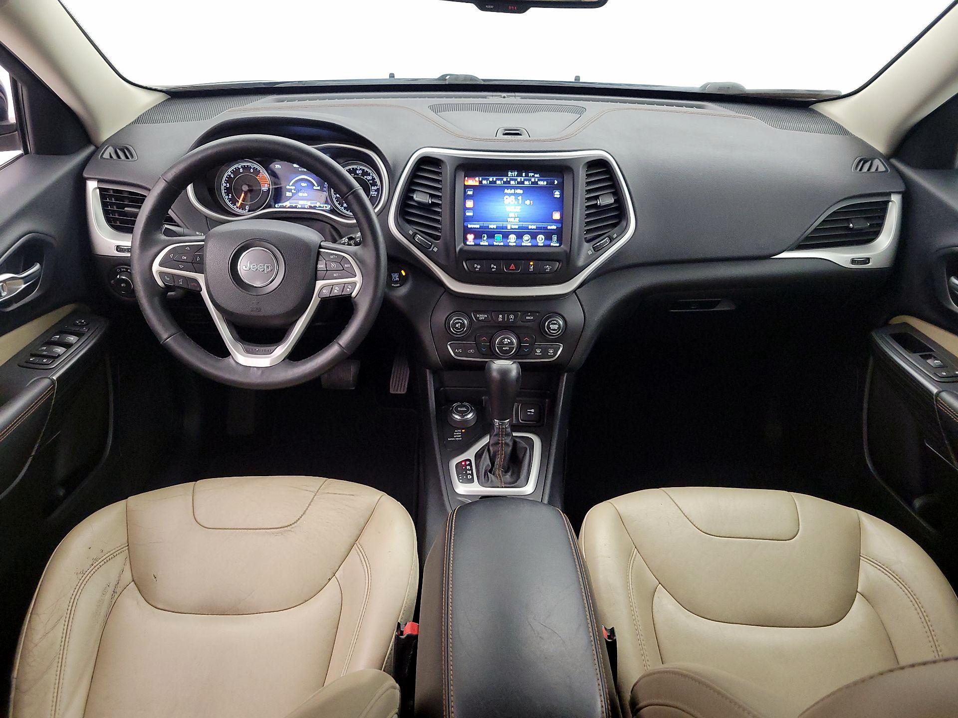 Thumbnail: 2016 Jeep Cherokee - 9