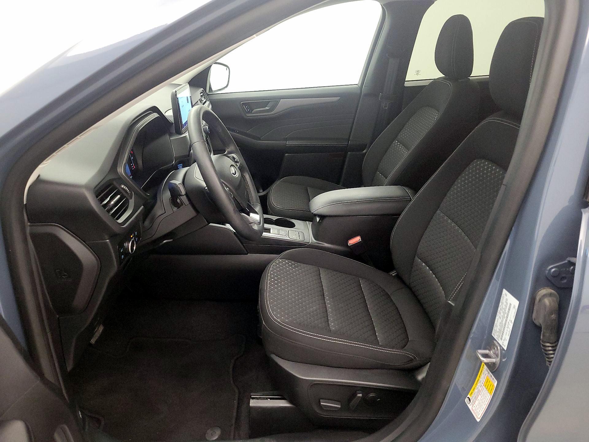 Thumbnail: 2023 Ford Escape - 11