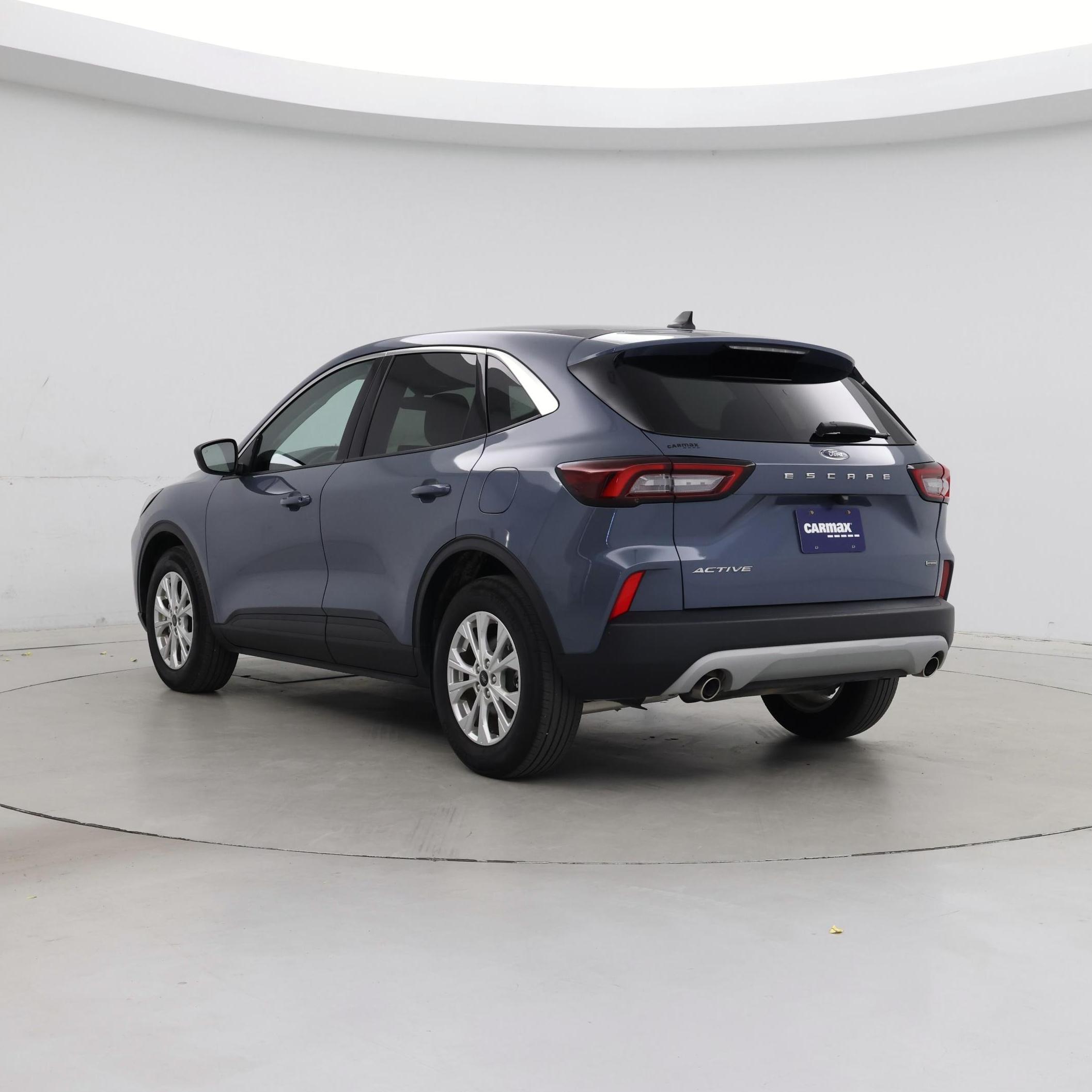 Thumbnail: 2023 Ford Escape - 2