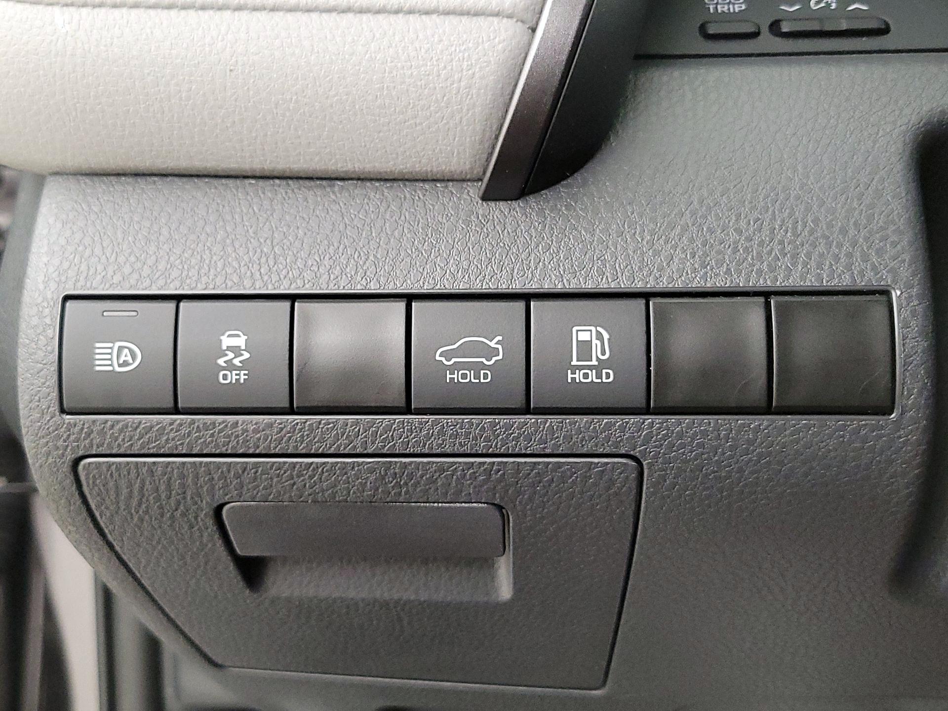 Thumbnail: 2023 Toyota Camry - 13