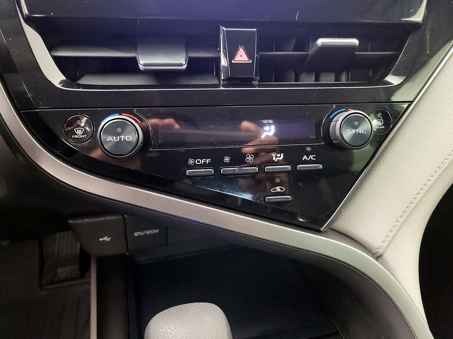 Thumbnail: 2023 Toyota Camry - 16