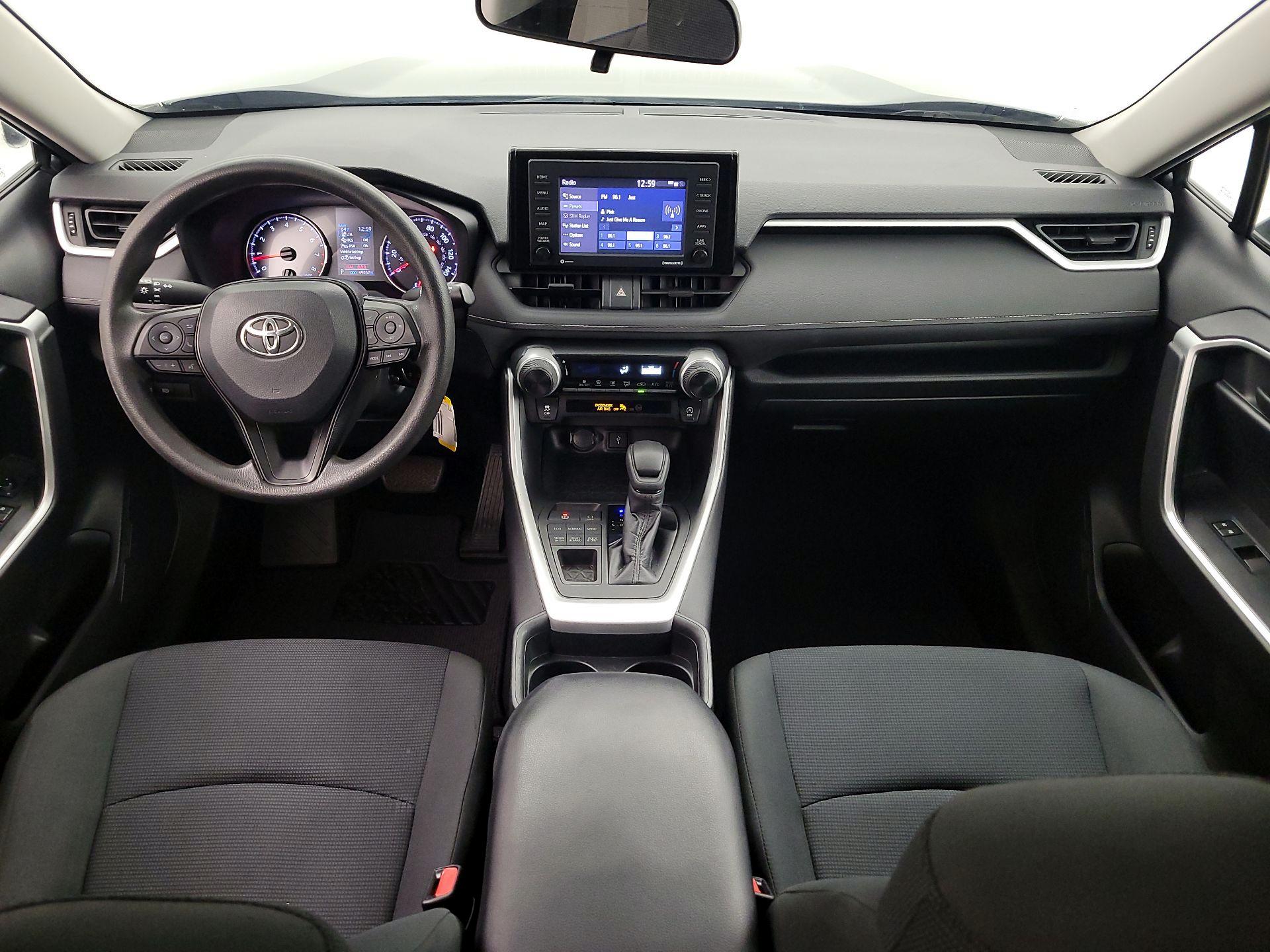 Thumbnail: 2020 Toyota RAV4 - 9