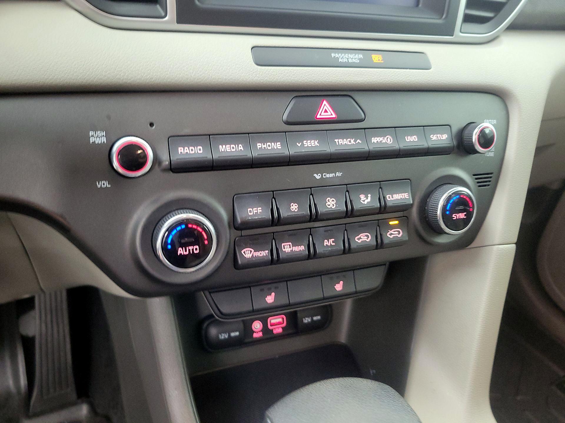 Thumbnail: 2018 Kia Sportage - 16