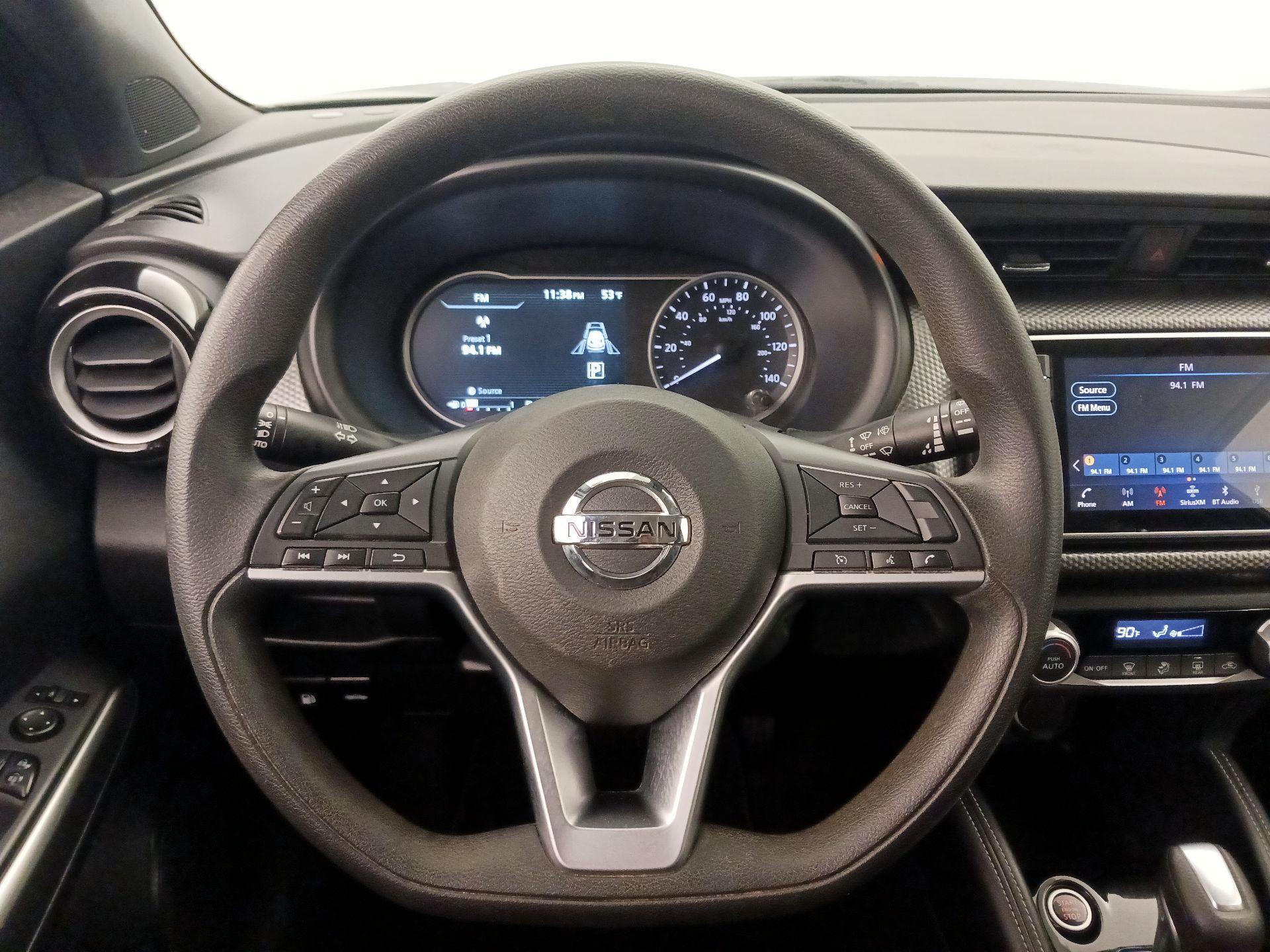 Thumbnail: 2020 Nissan Kicks - 10