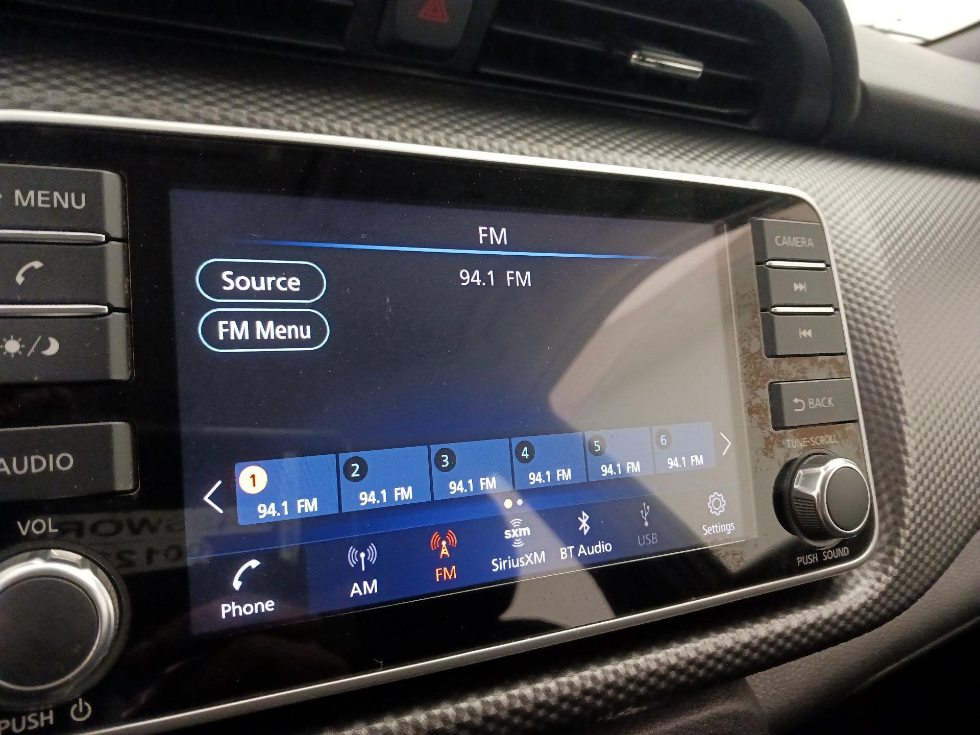 Thumbnail: 2020 Nissan Kicks - 14