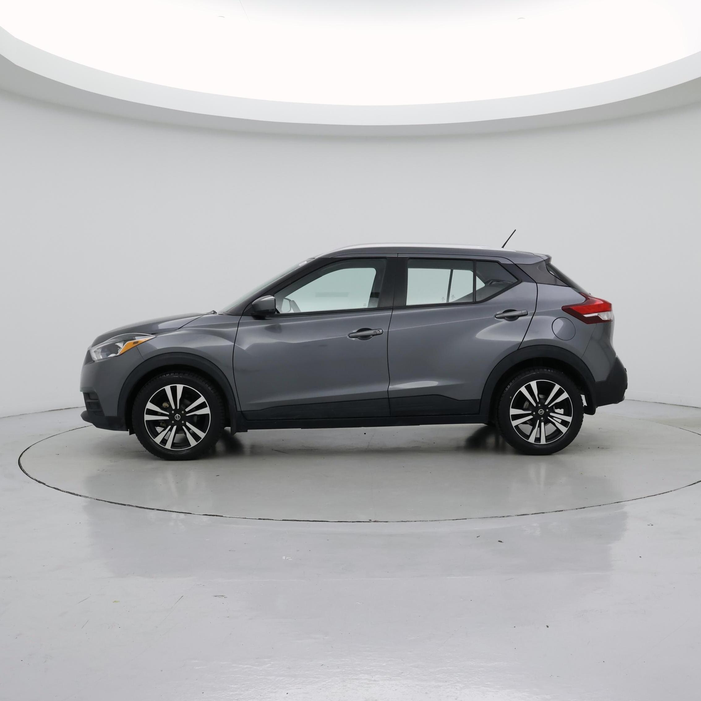 Thumbnail: 2020 Nissan Kicks - 3