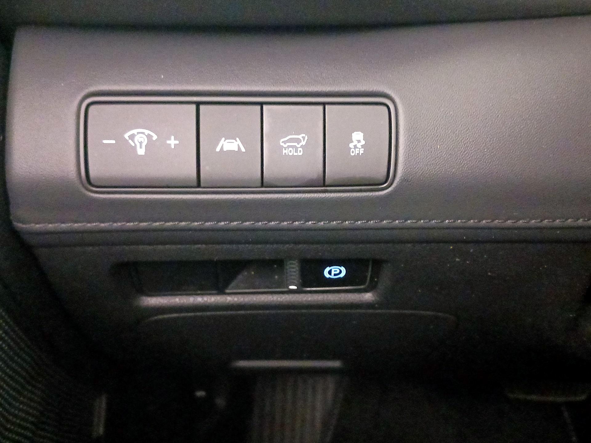 Thumbnail: 2023 Hyundai Santa Fe - 13