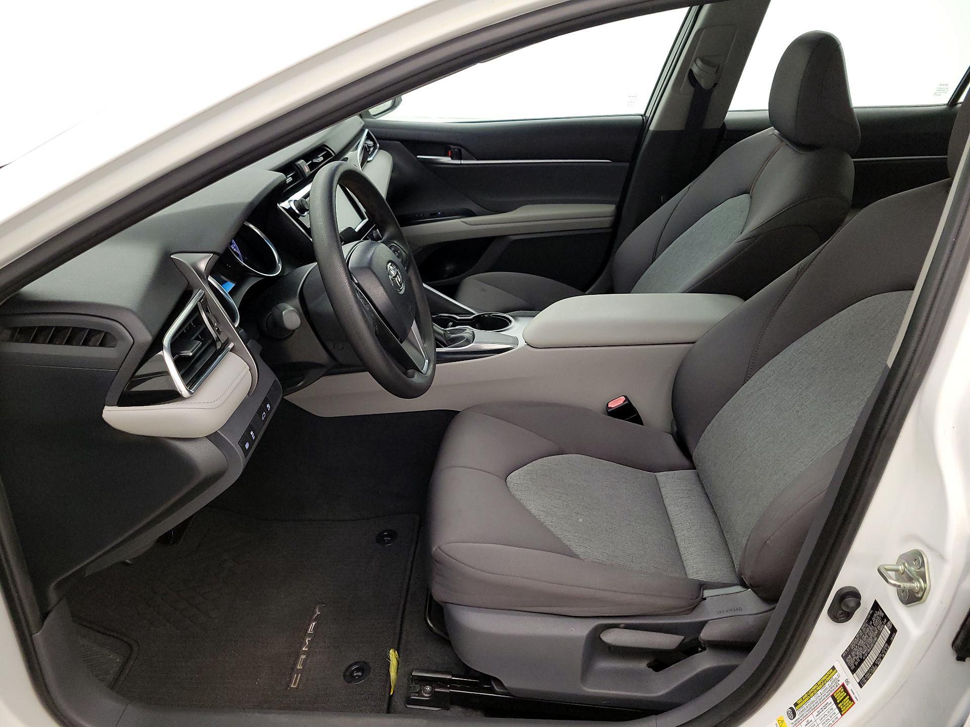 Thumbnail: 2018 Toyota Camry - 11