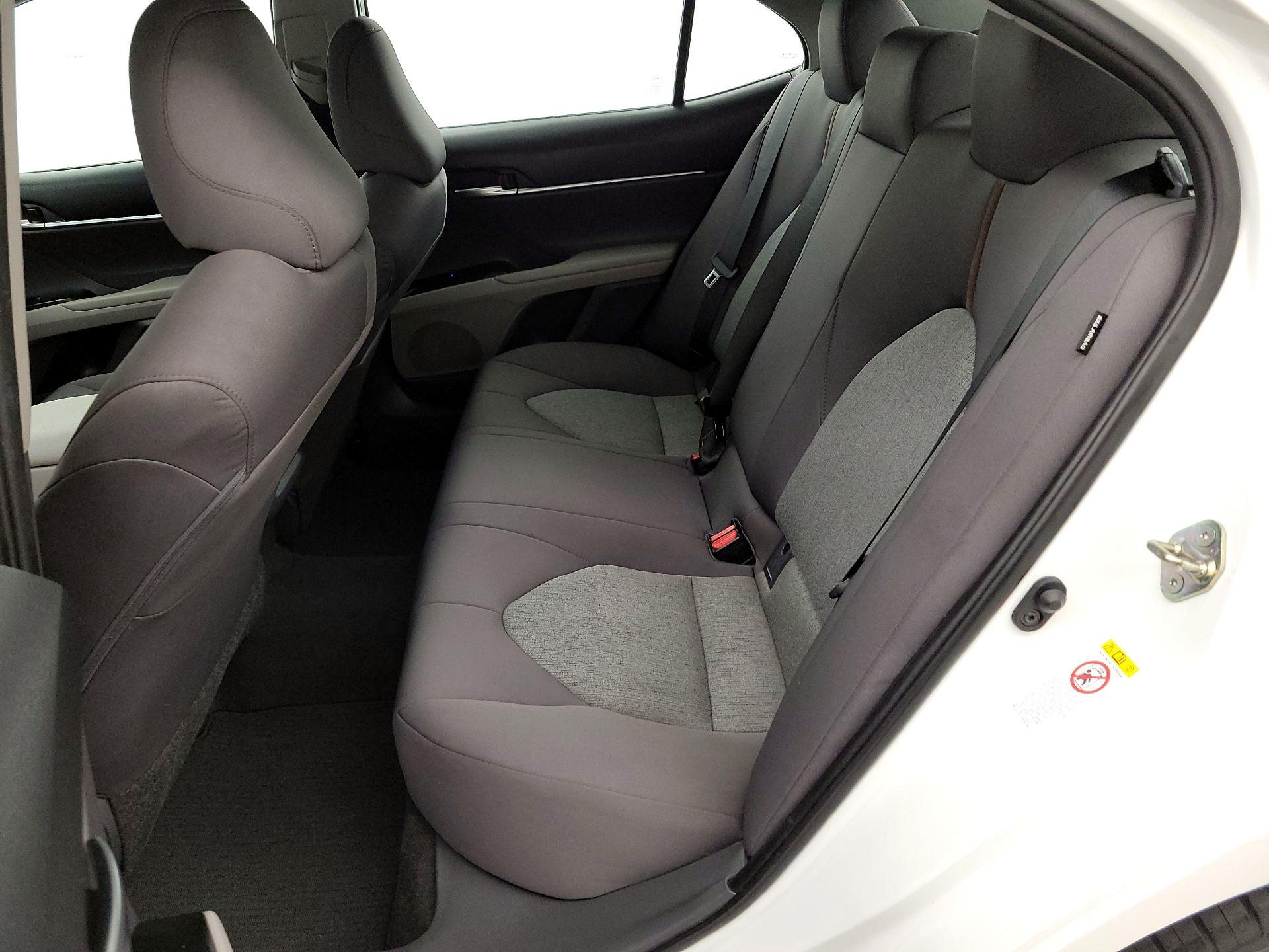 Thumbnail: 2018 Toyota Camry - 19