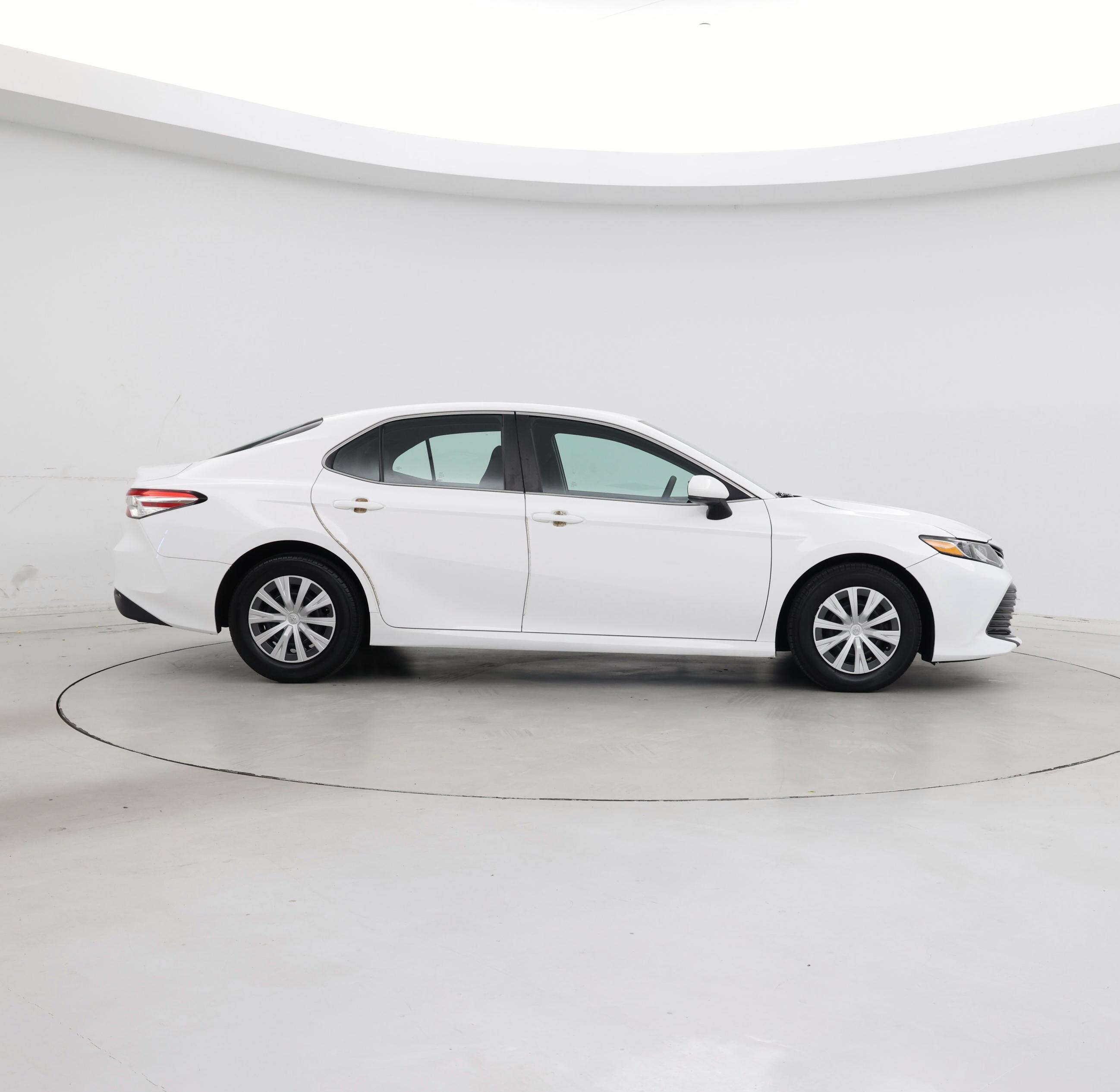 Thumbnail: 2018 Toyota Camry - 7