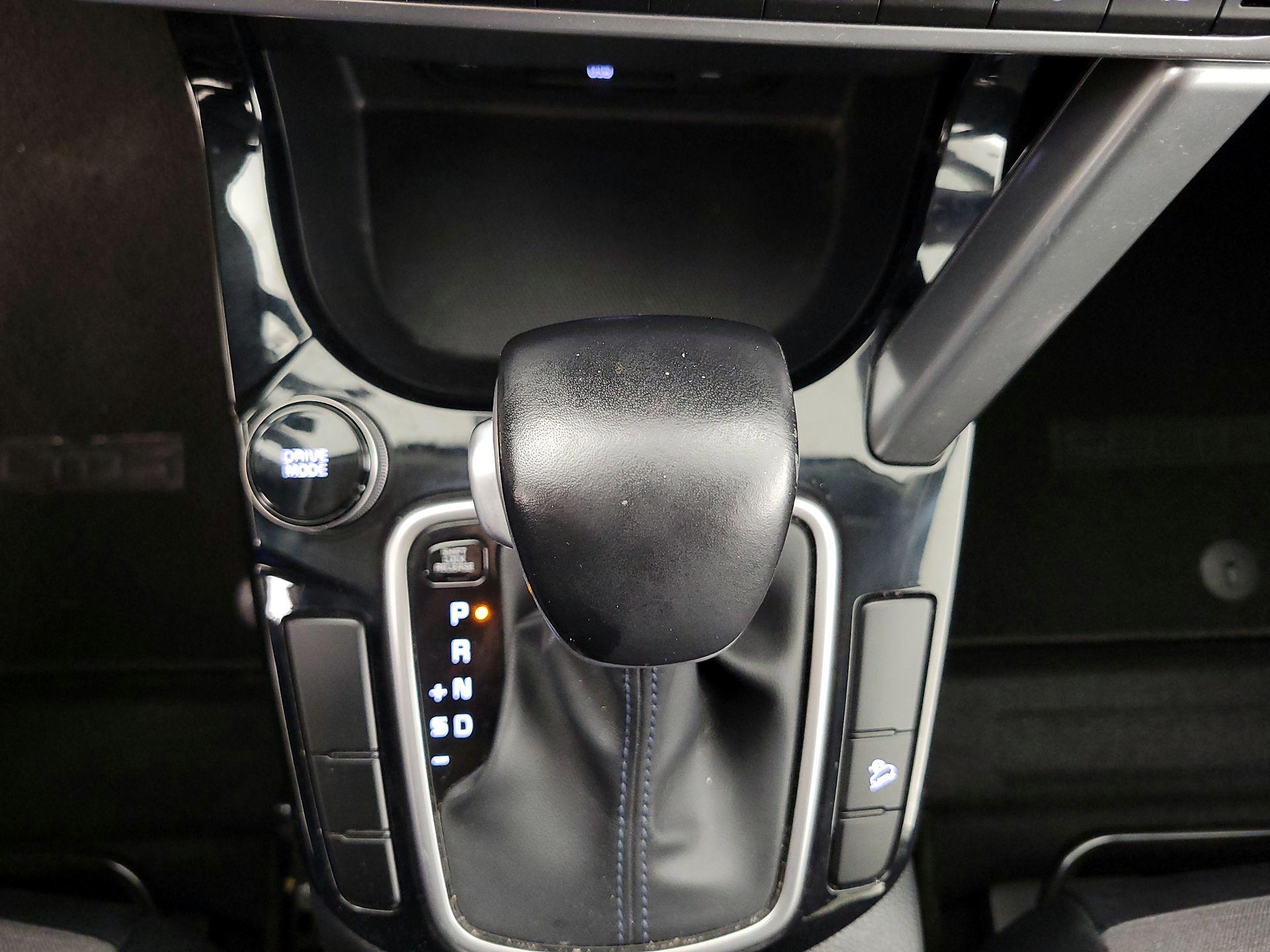 Thumbnail: 2023 Kia Seltos - 17