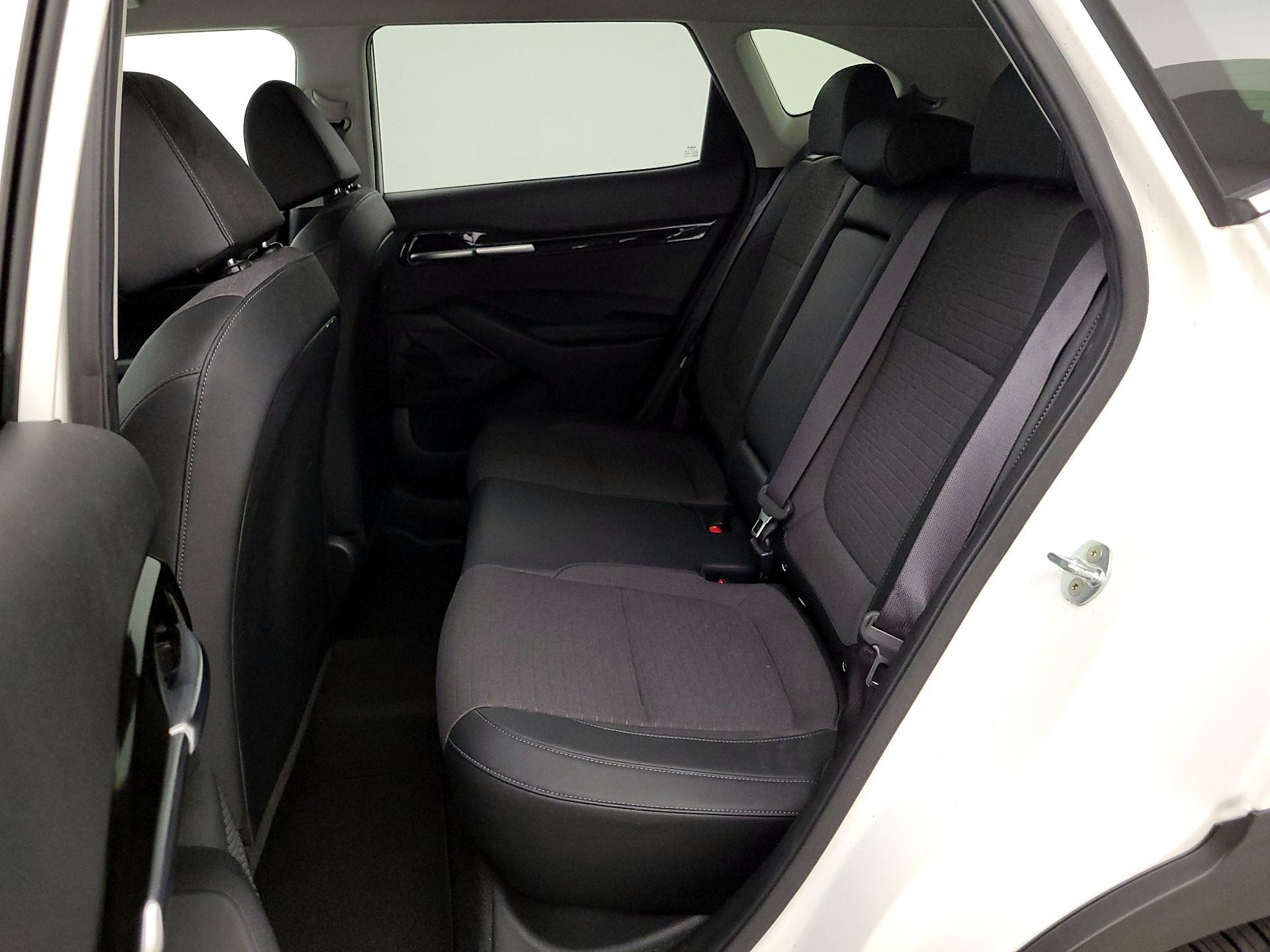 Thumbnail: 2023 Kia Seltos - 19