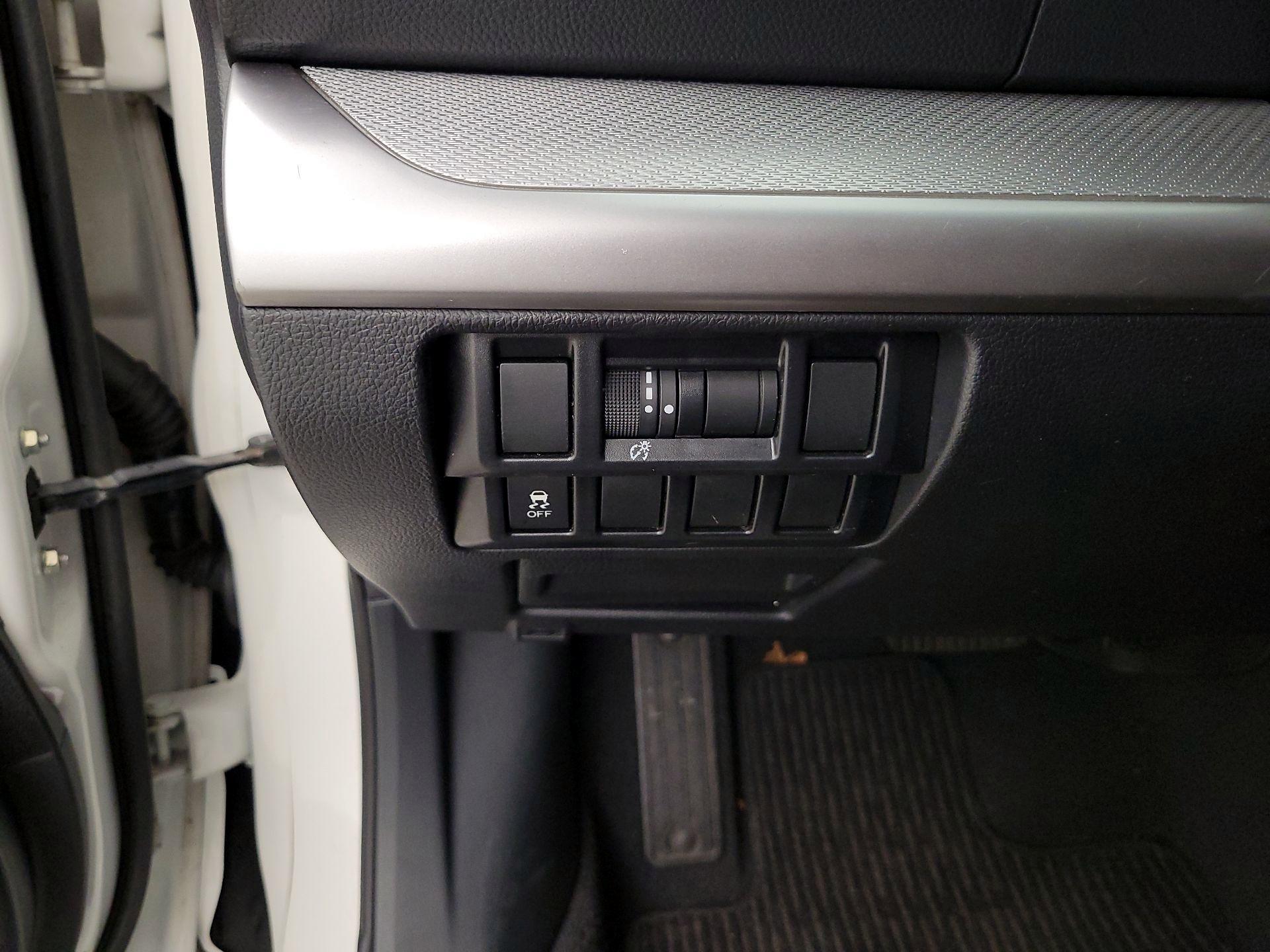 Thumbnail: 2018 Subaru Outback - 13