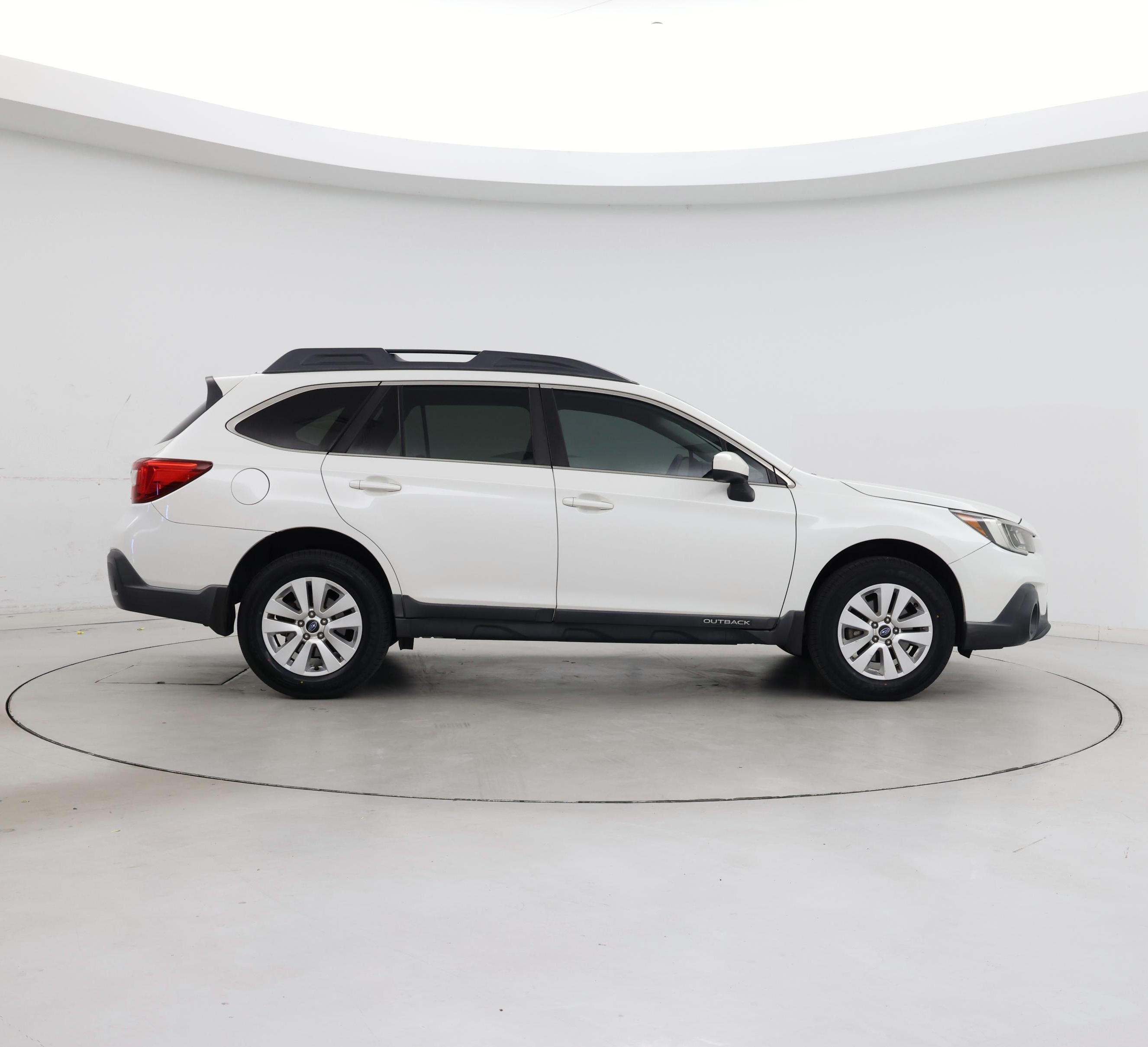 Thumbnail: 2018 Subaru Outback - 7