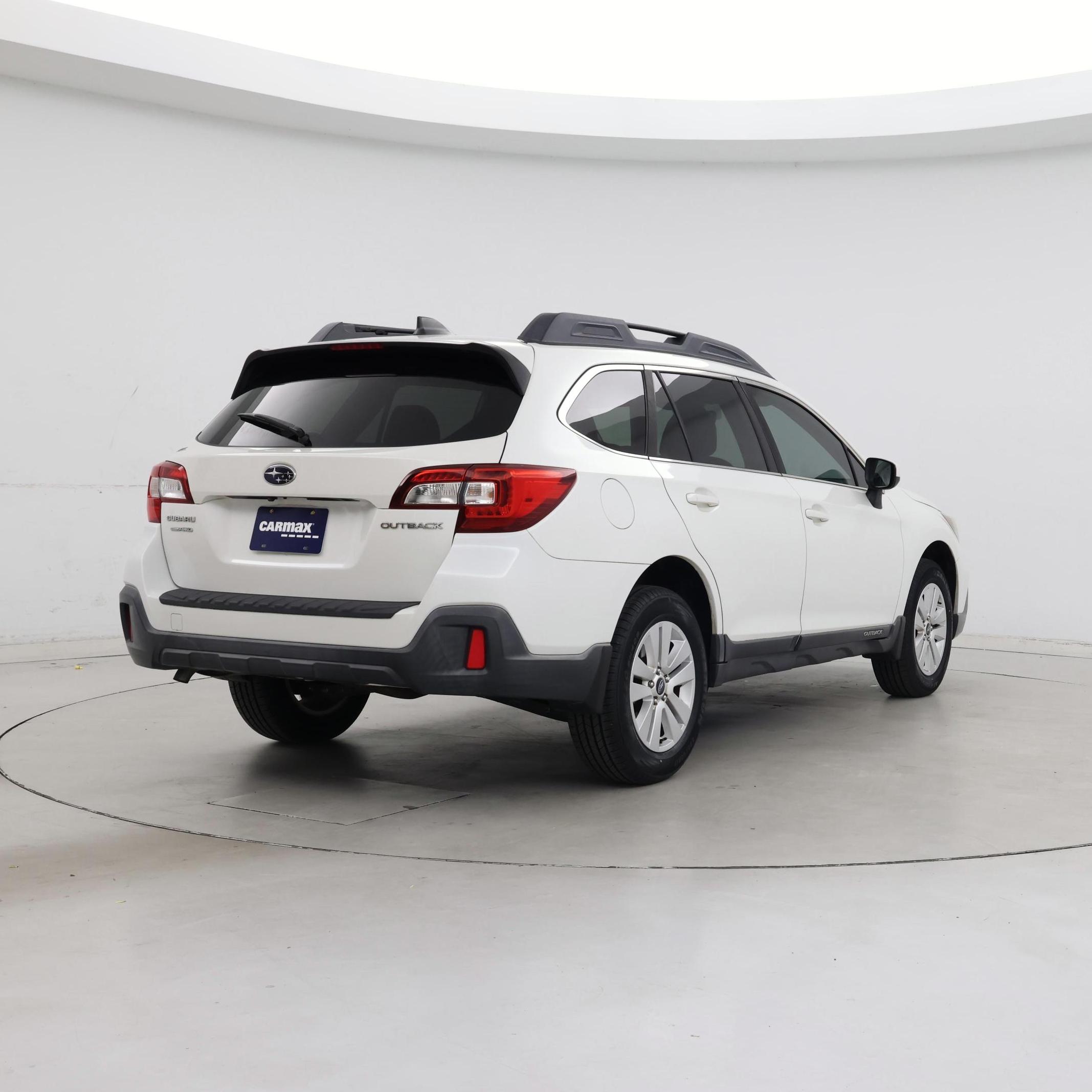 Thumbnail: 2018 Subaru Outback - 8