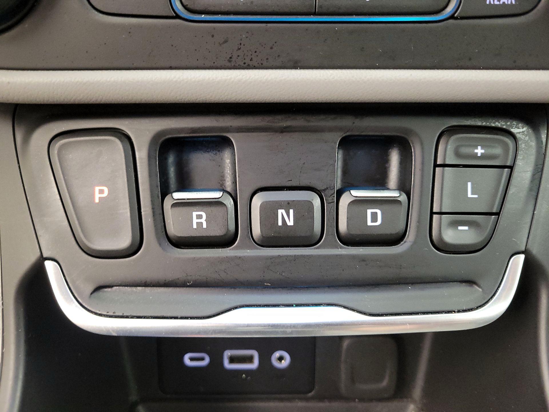 Thumbnail: 2019 GMC Terrain - 17