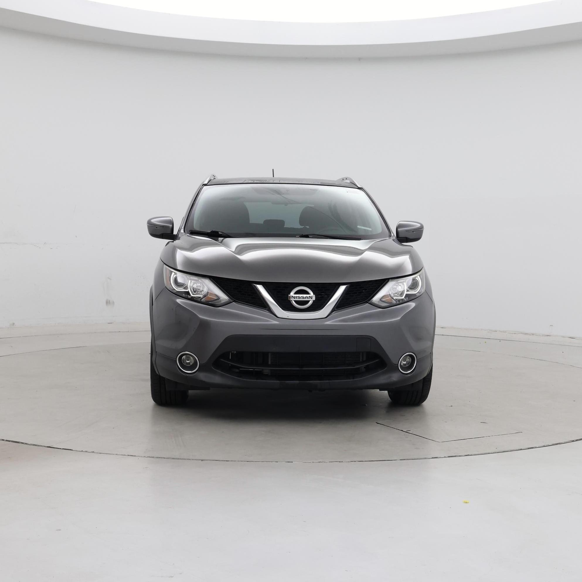 Thumbnail: 2017 Nissan Rogue Sport - 5