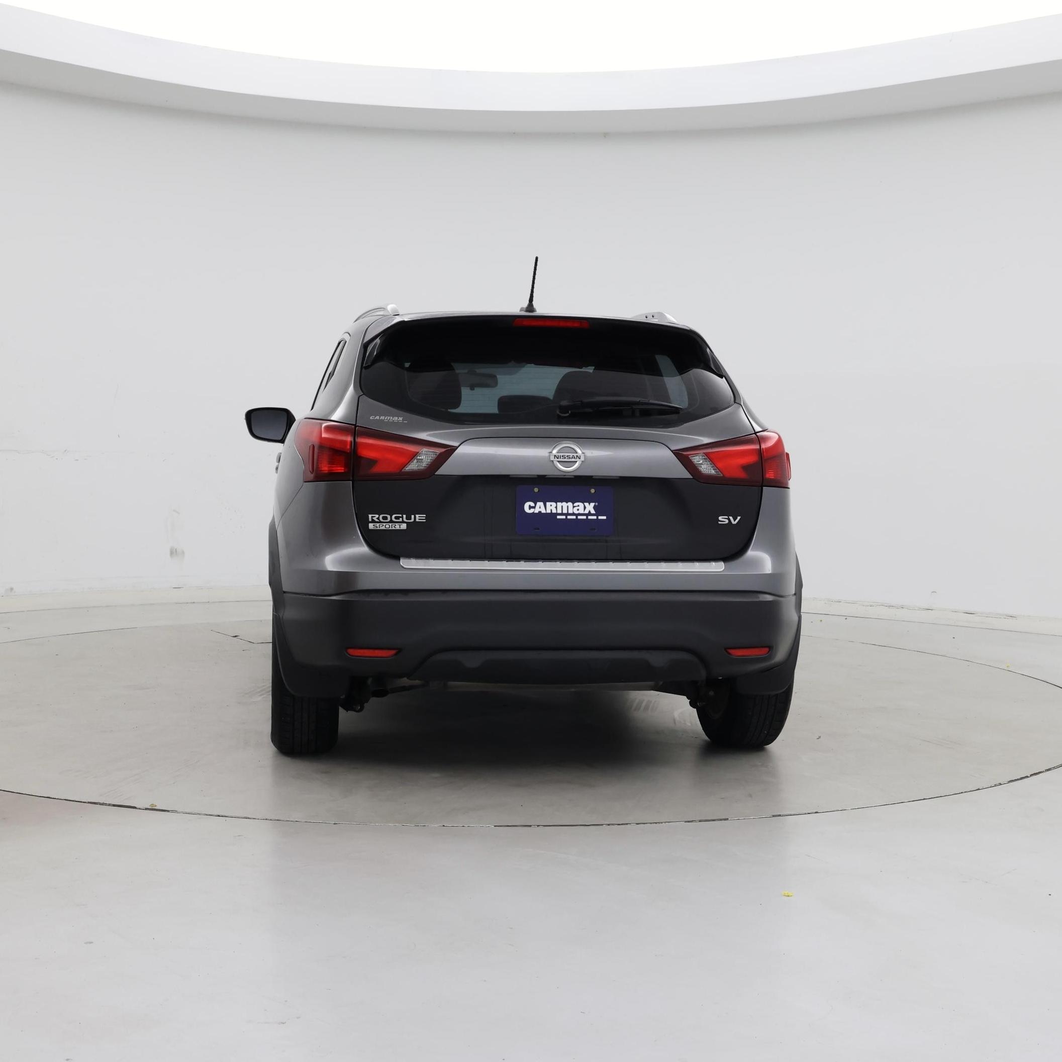 Thumbnail: 2017 Nissan Rogue Sport - 6