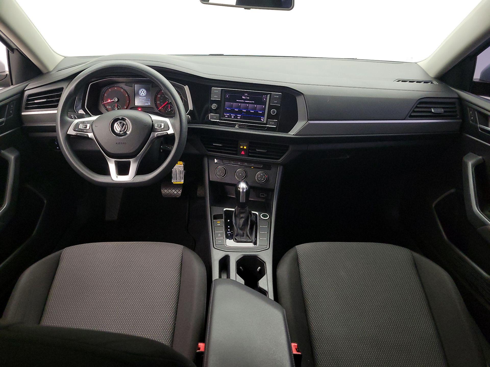 Thumbnail: 2019 Volkswagen Jetta - 9