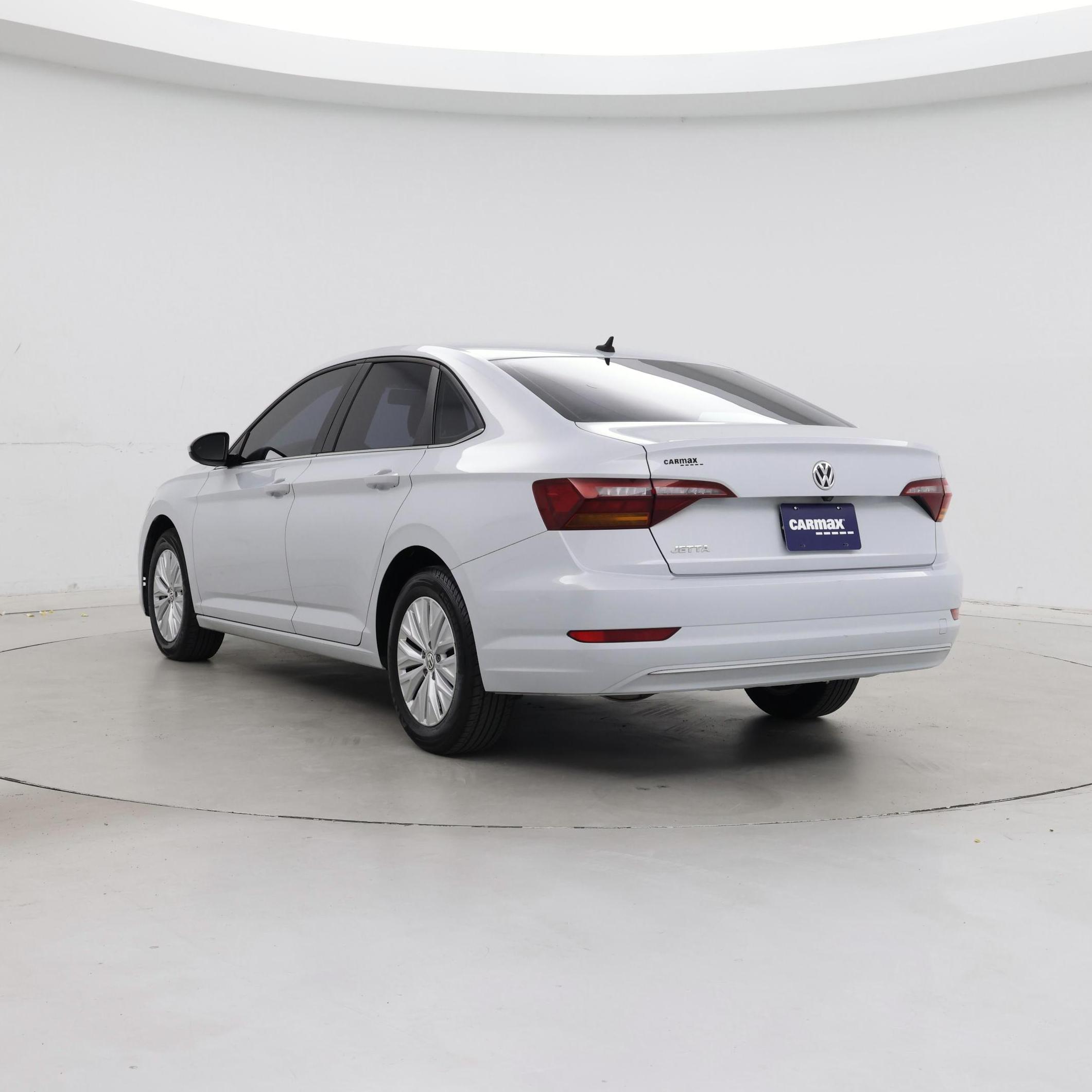 Thumbnail: 2019 Volkswagen Jetta - 2