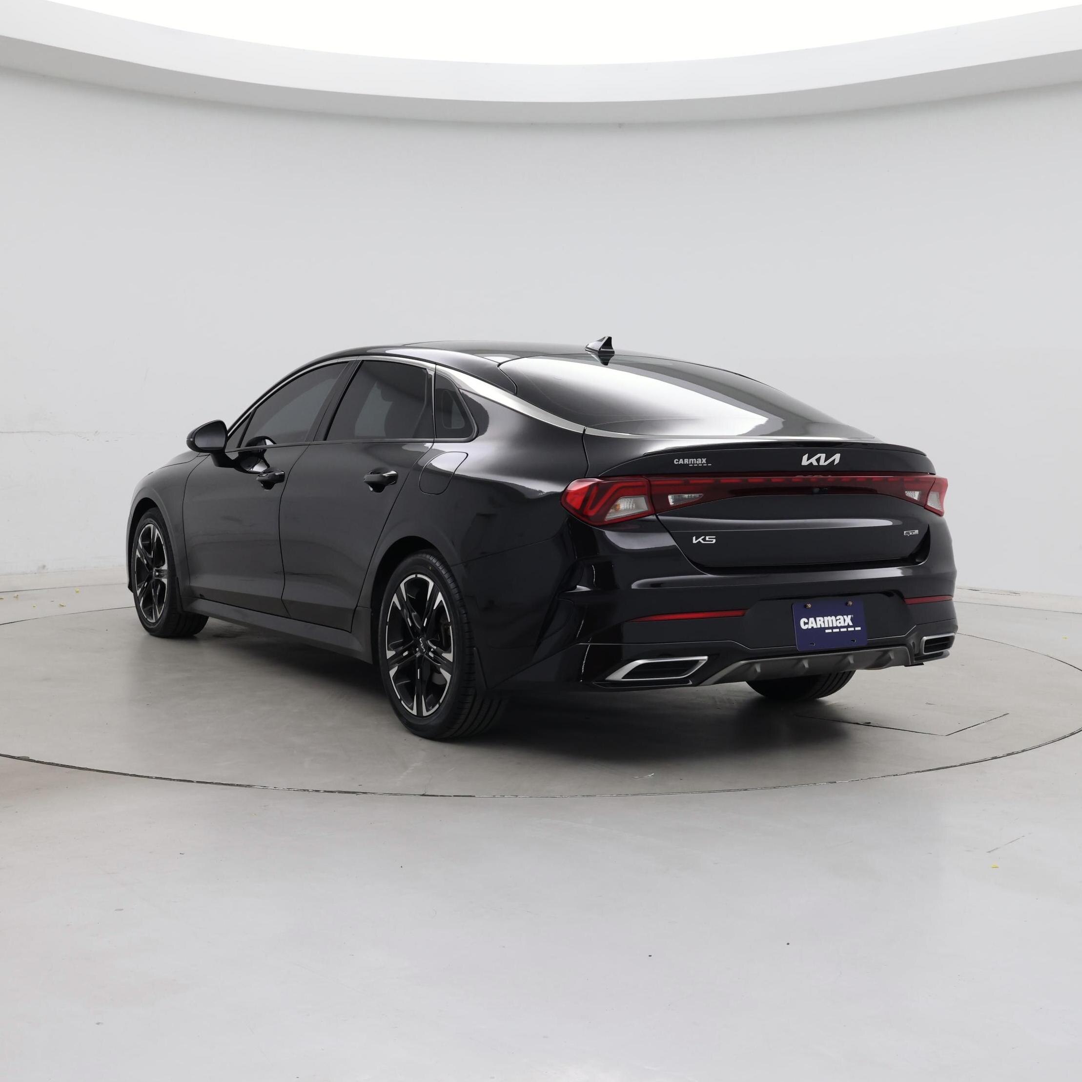 Thumbnail: 2023 Kia K5 - 2