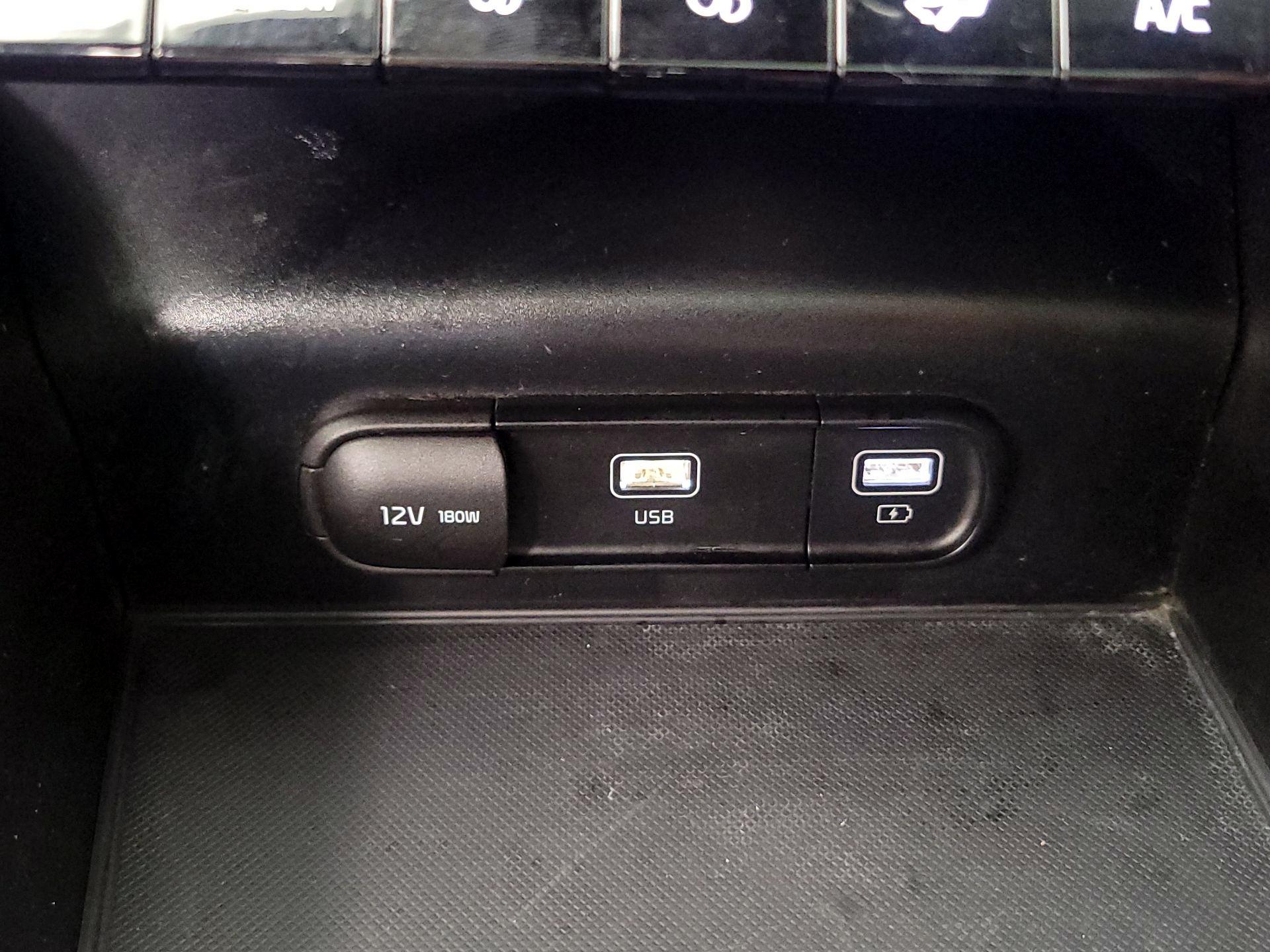 Thumbnail: 2023 Kia K5 - 19