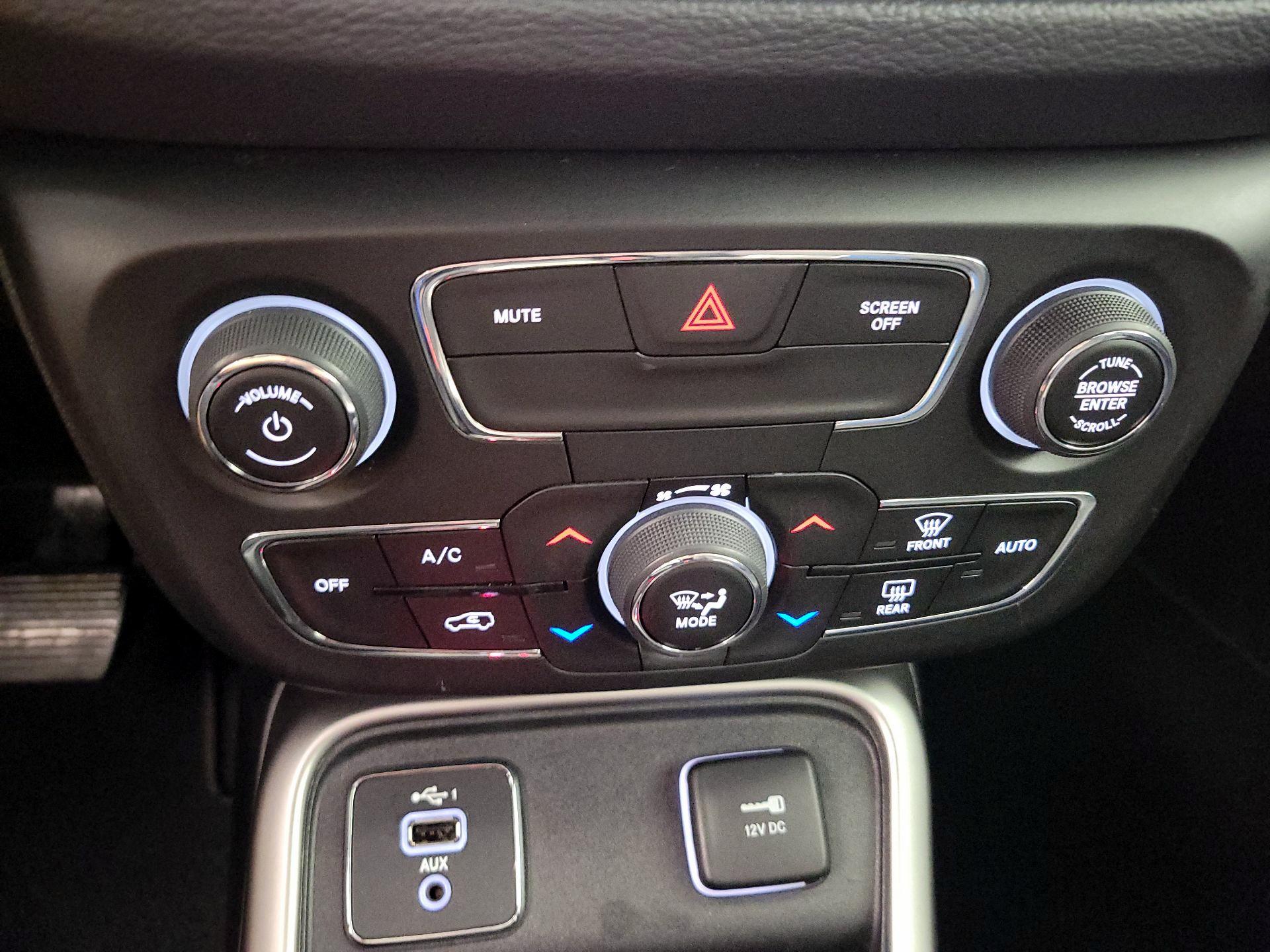 Thumbnail: 2021 Jeep Compass - 16