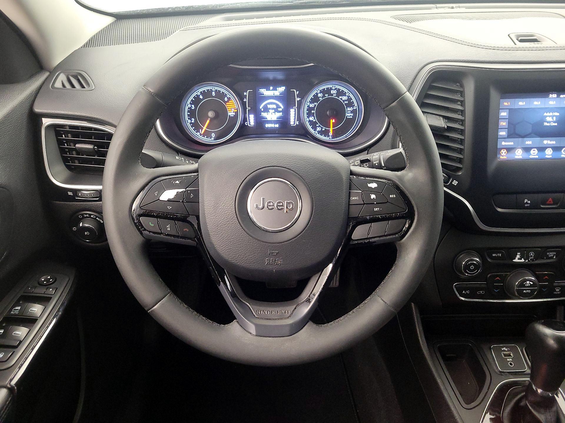 Thumbnail: 2020 Jeep Cherokee - 10