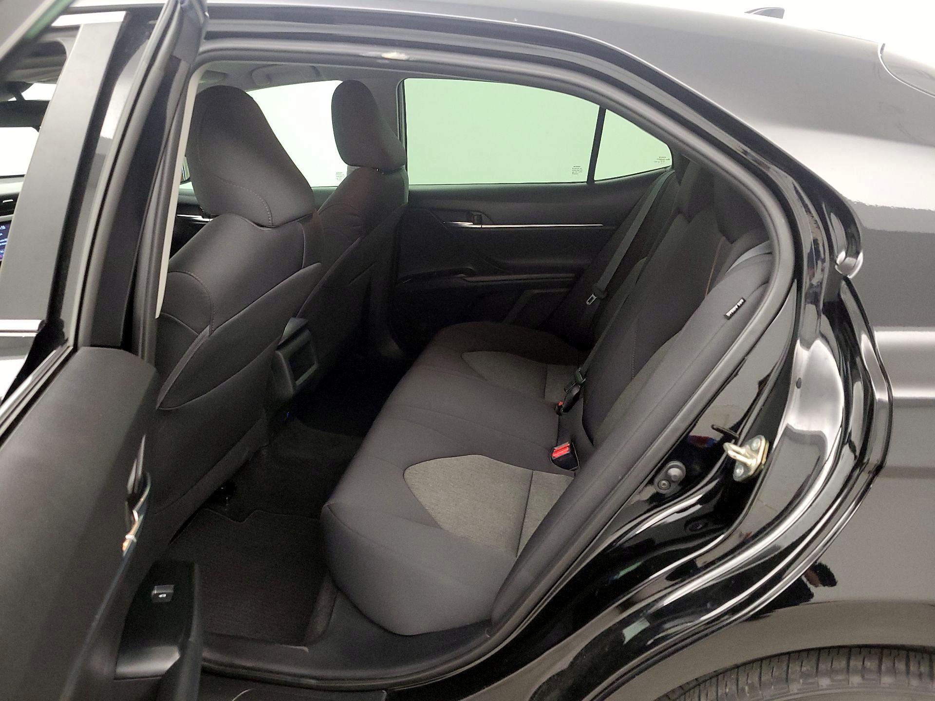 Thumbnail: 2020 Toyota Camry - 19