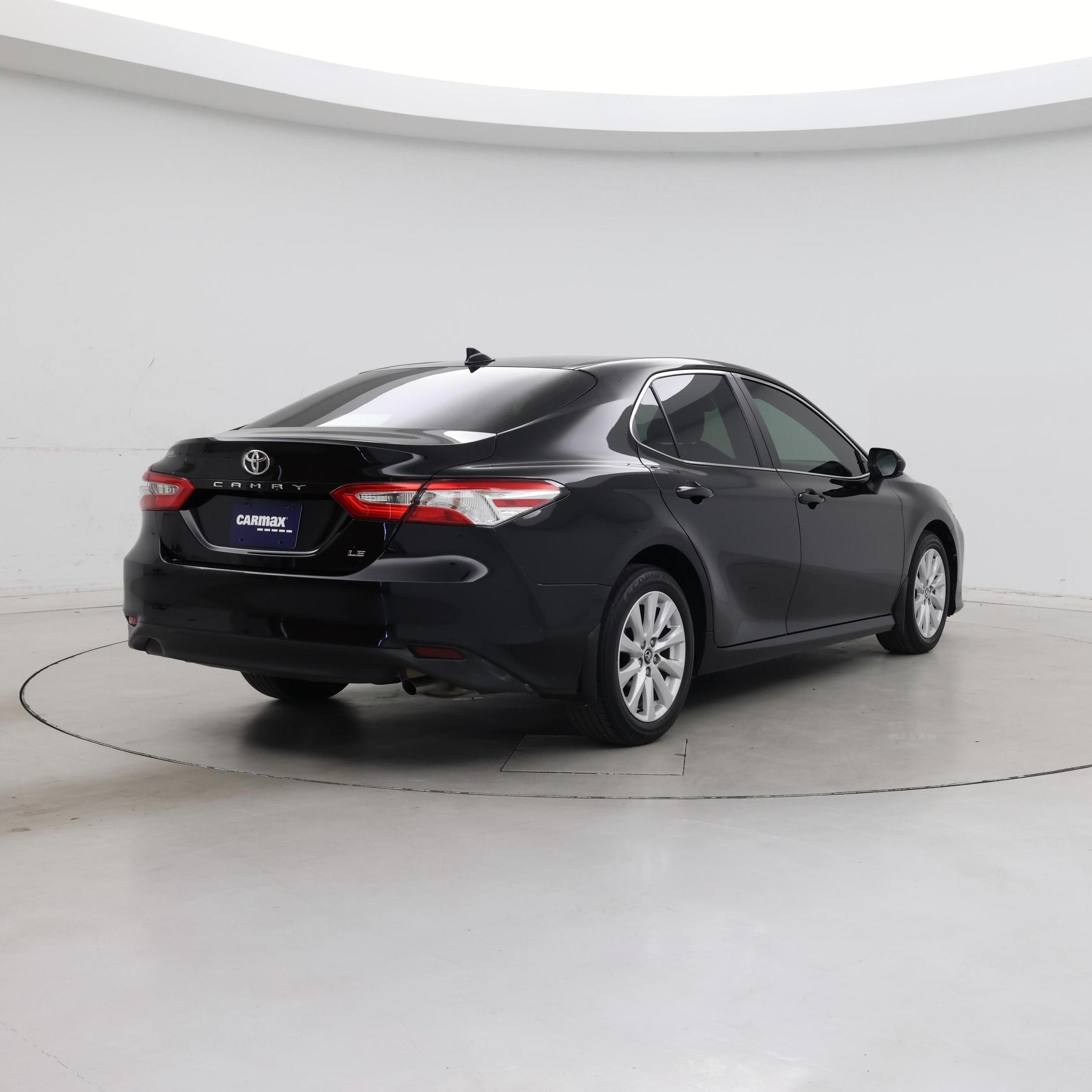 Thumbnail: 2020 Toyota Camry - 8