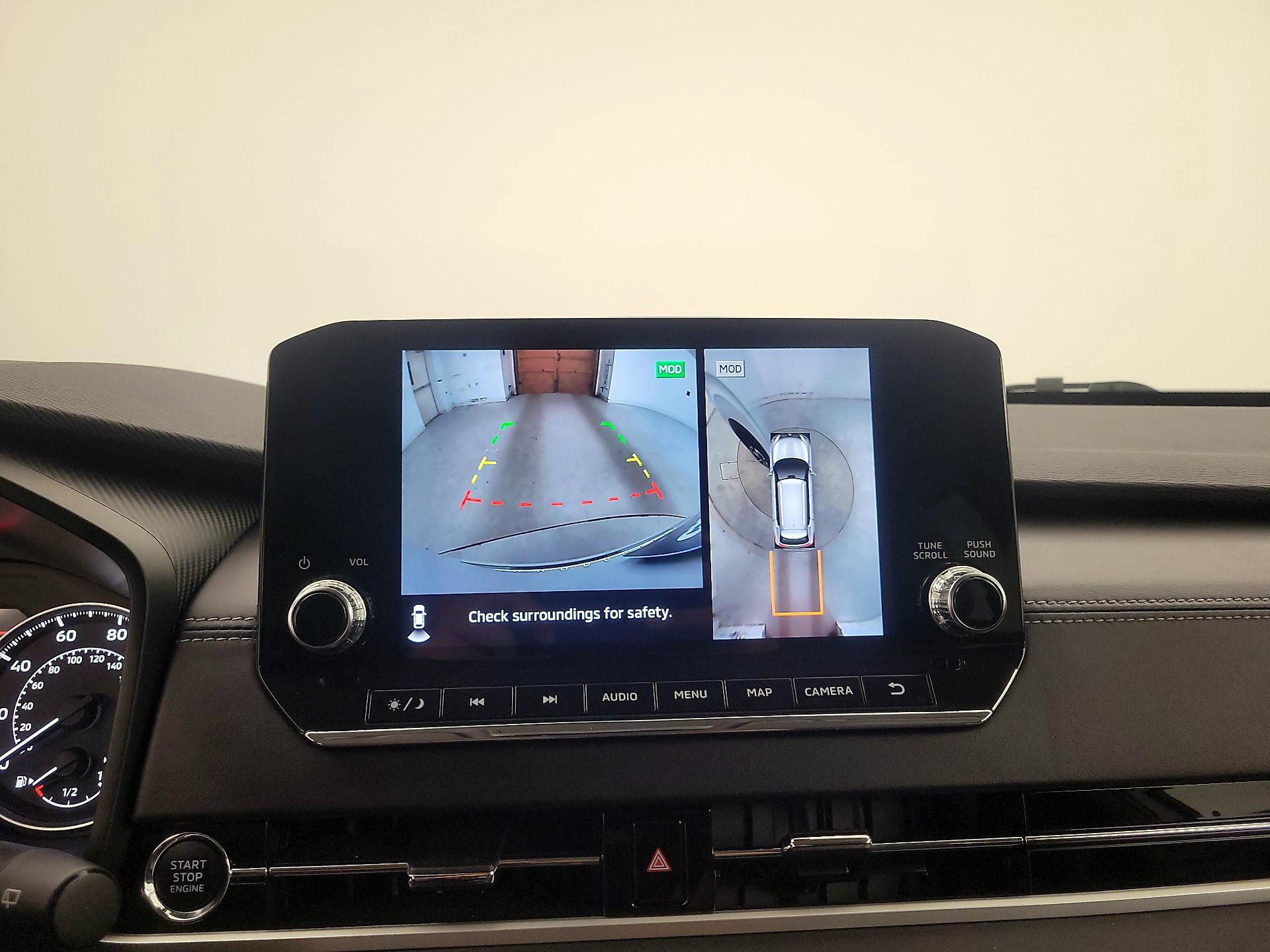 Thumbnail: 2024 Mitsubishi Outlander - 15