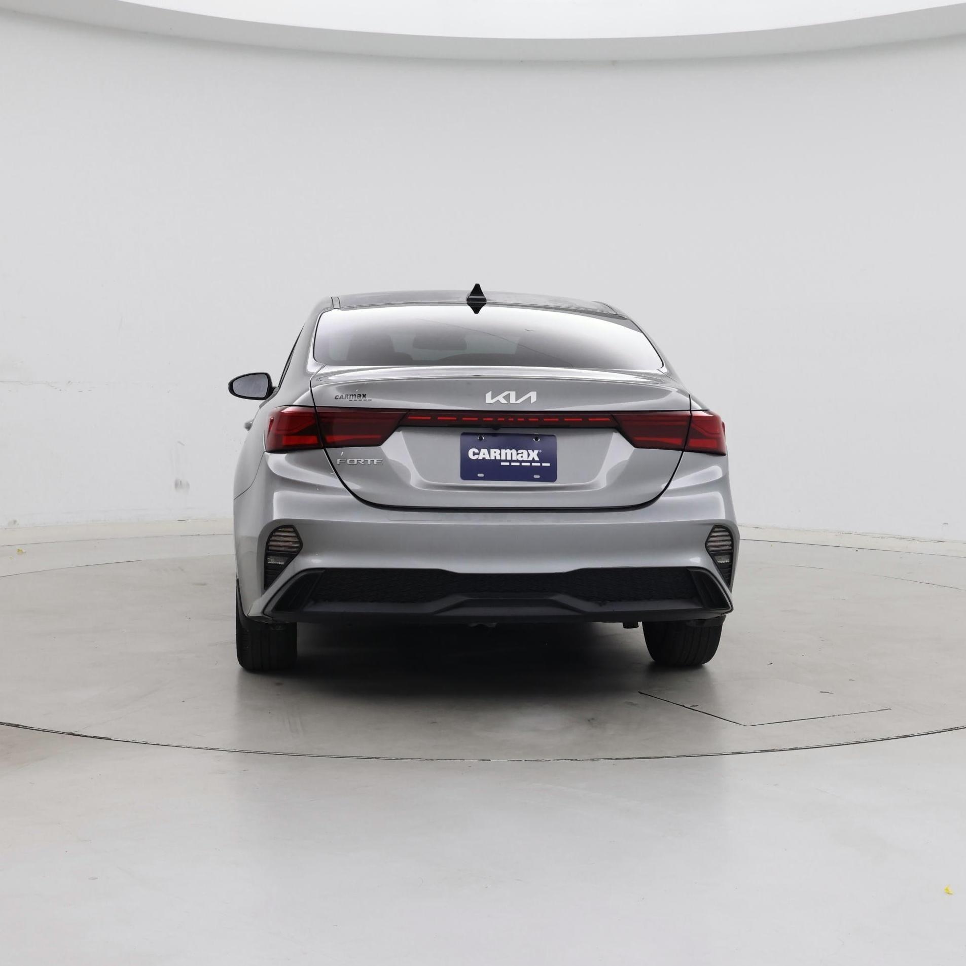 Thumbnail: 2022 Kia Forte - 6