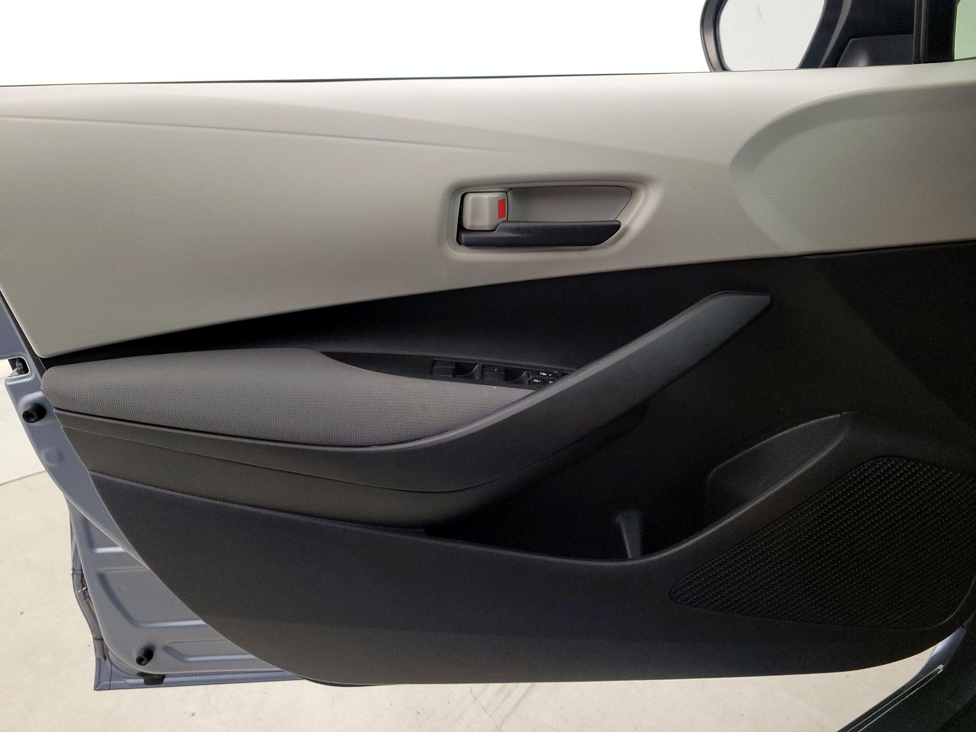 Thumbnail: 2022 Toyota Corolla - 12