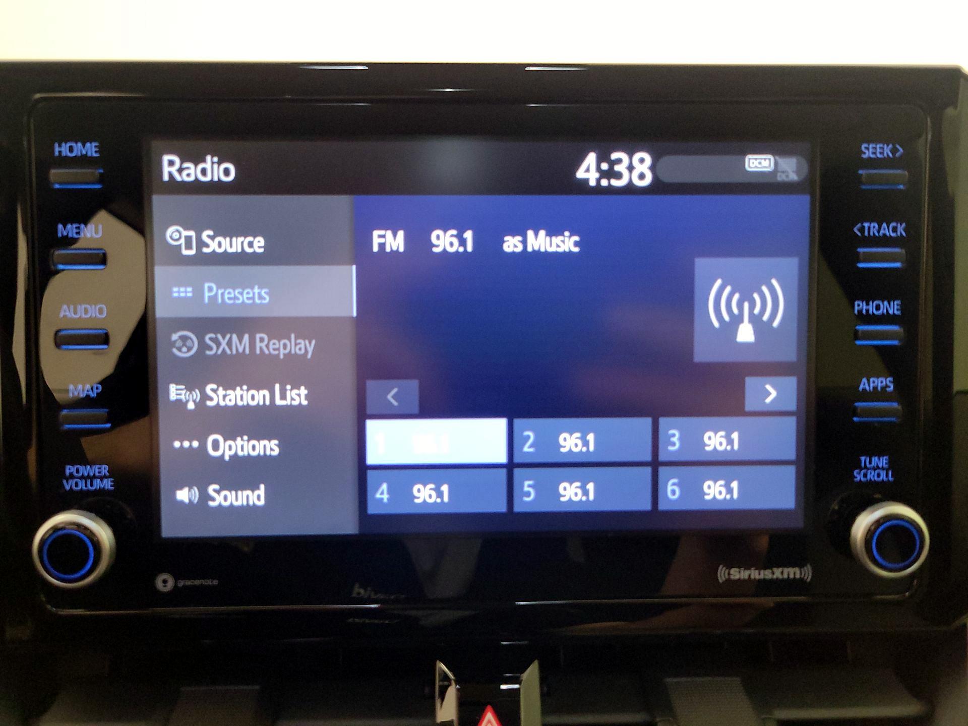 Thumbnail: 2022 Toyota Corolla - 15