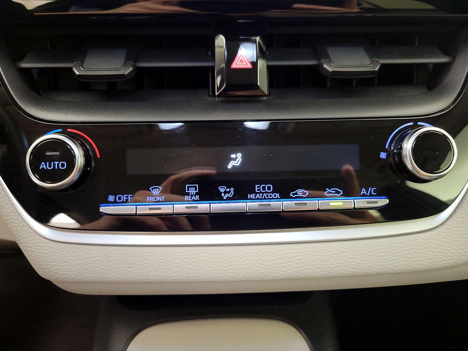 Thumbnail: 2022 Toyota Corolla - 16