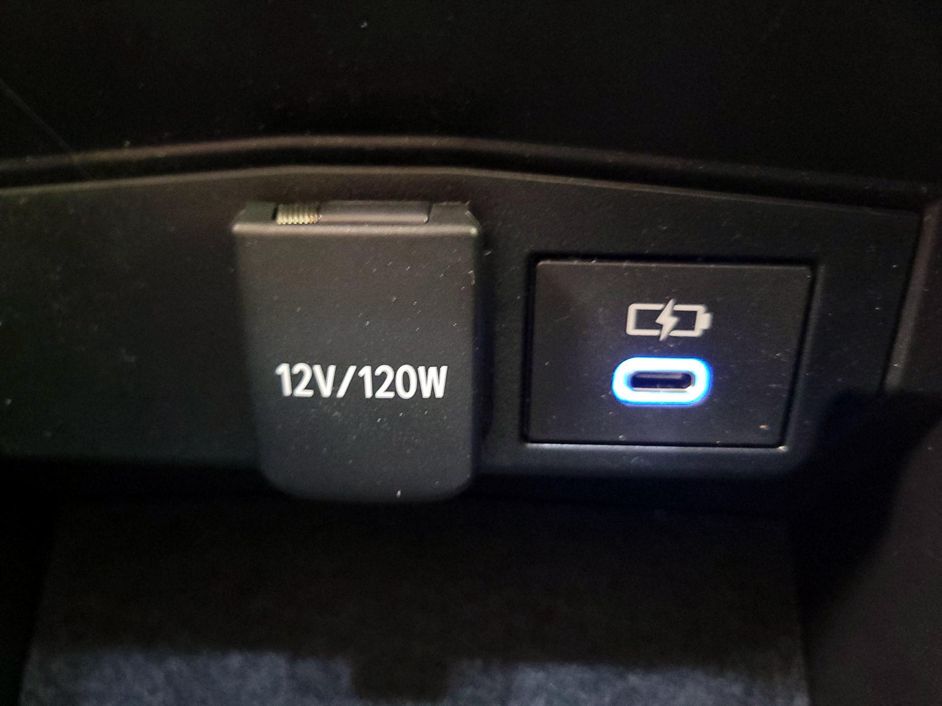 Thumbnail: 2022 Toyota Corolla - 18