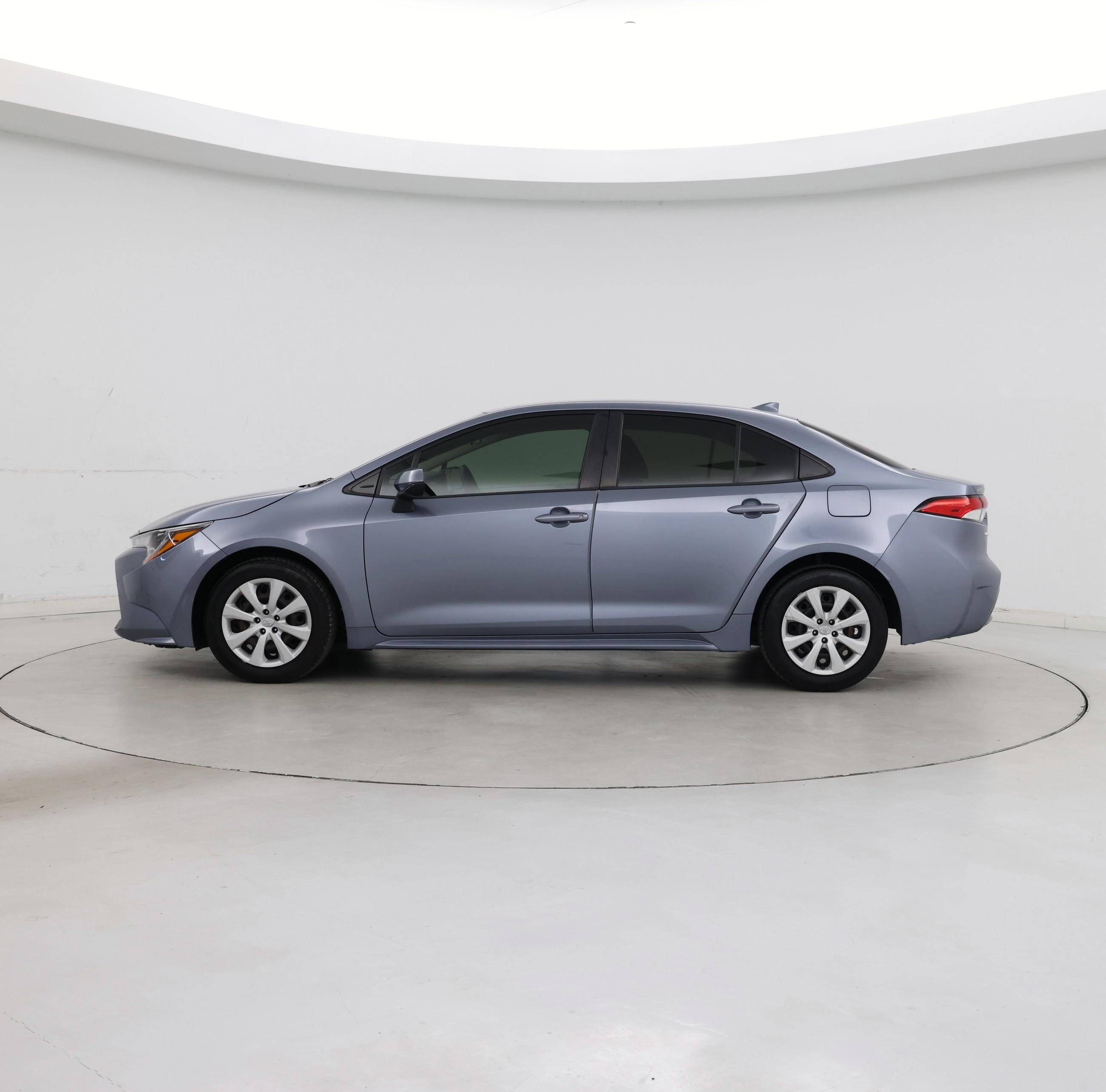 Thumbnail: 2022 Toyota Corolla - 3