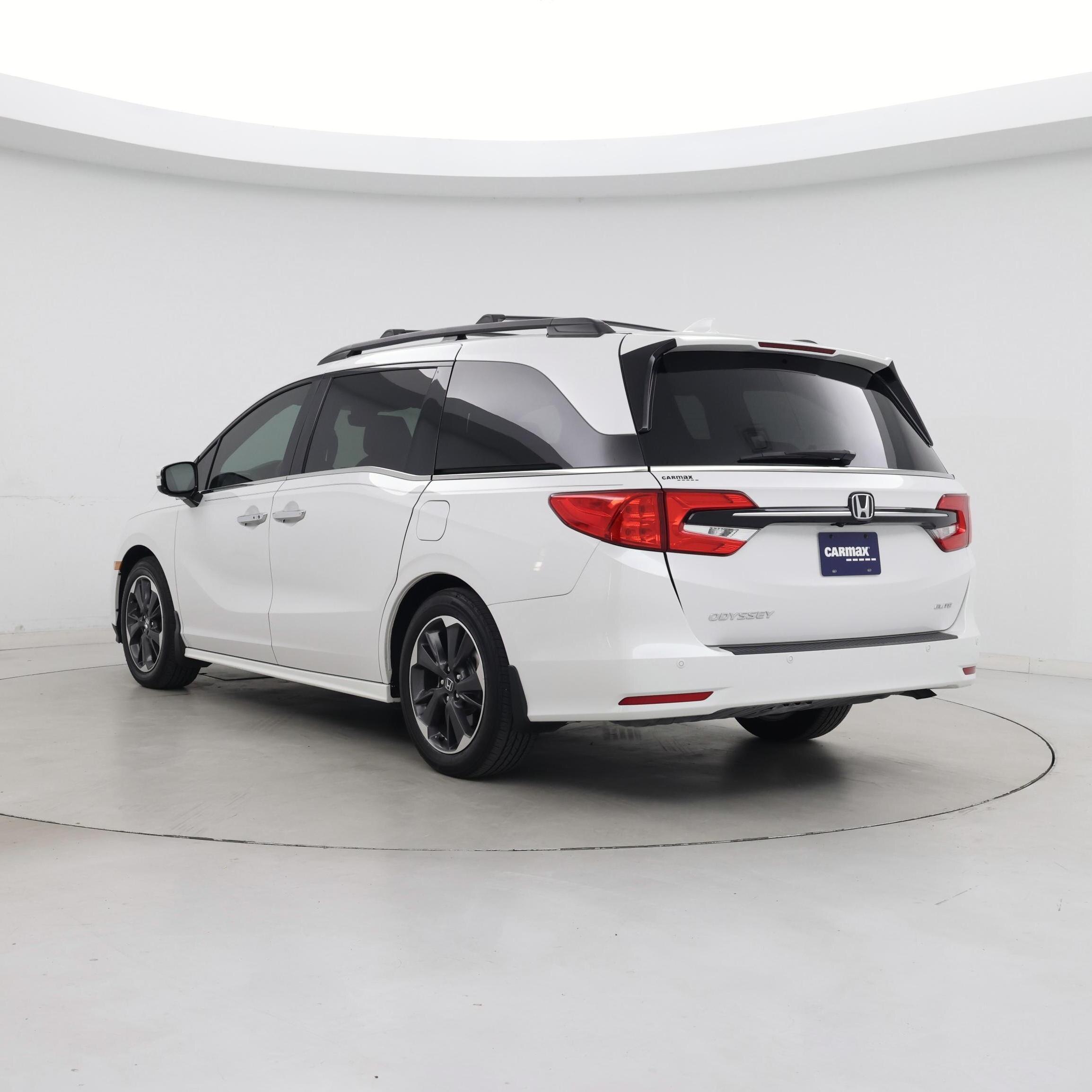 Thumbnail: 2023 Honda Odyssey - 2