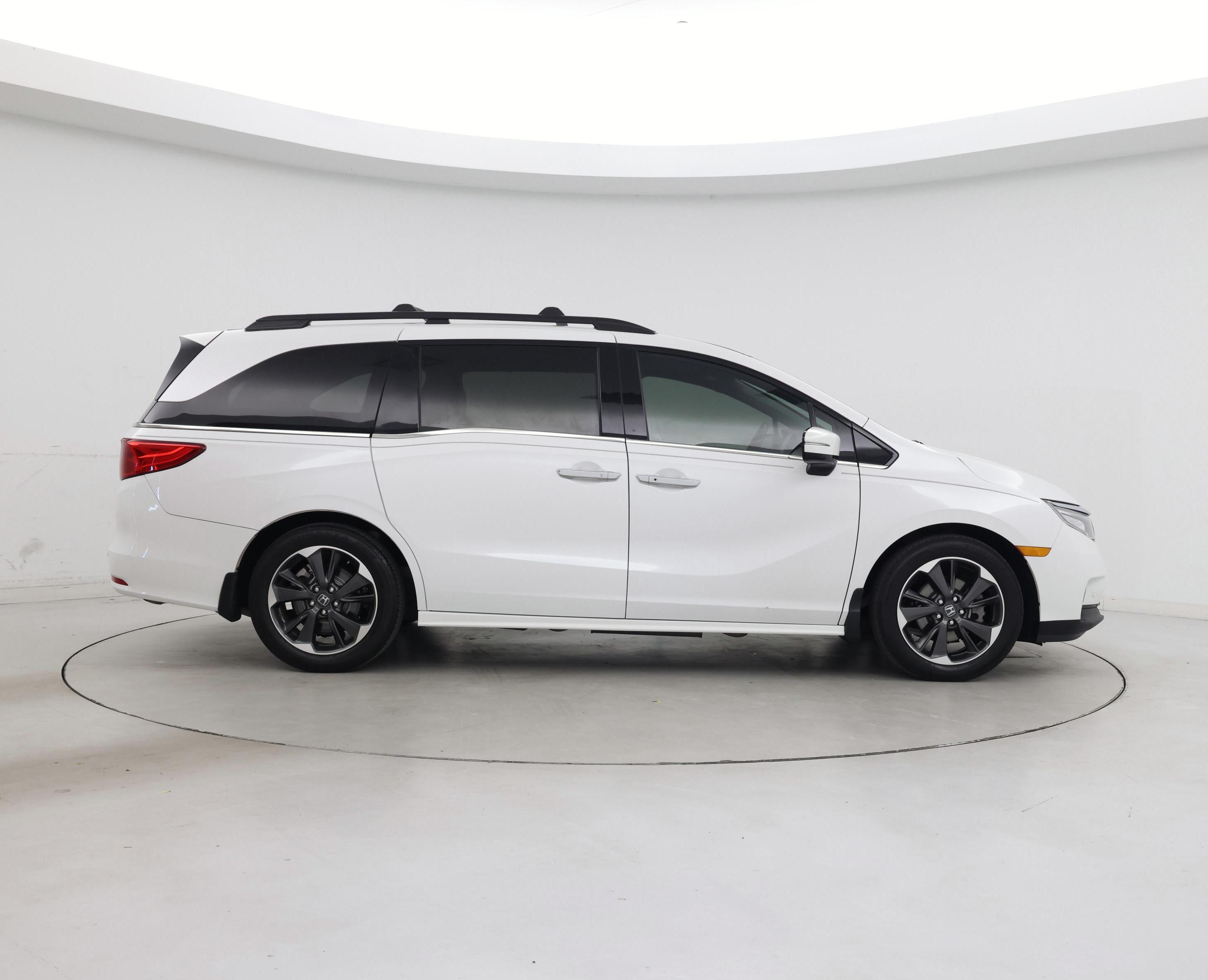 Thumbnail: 2023 Honda Odyssey - 7