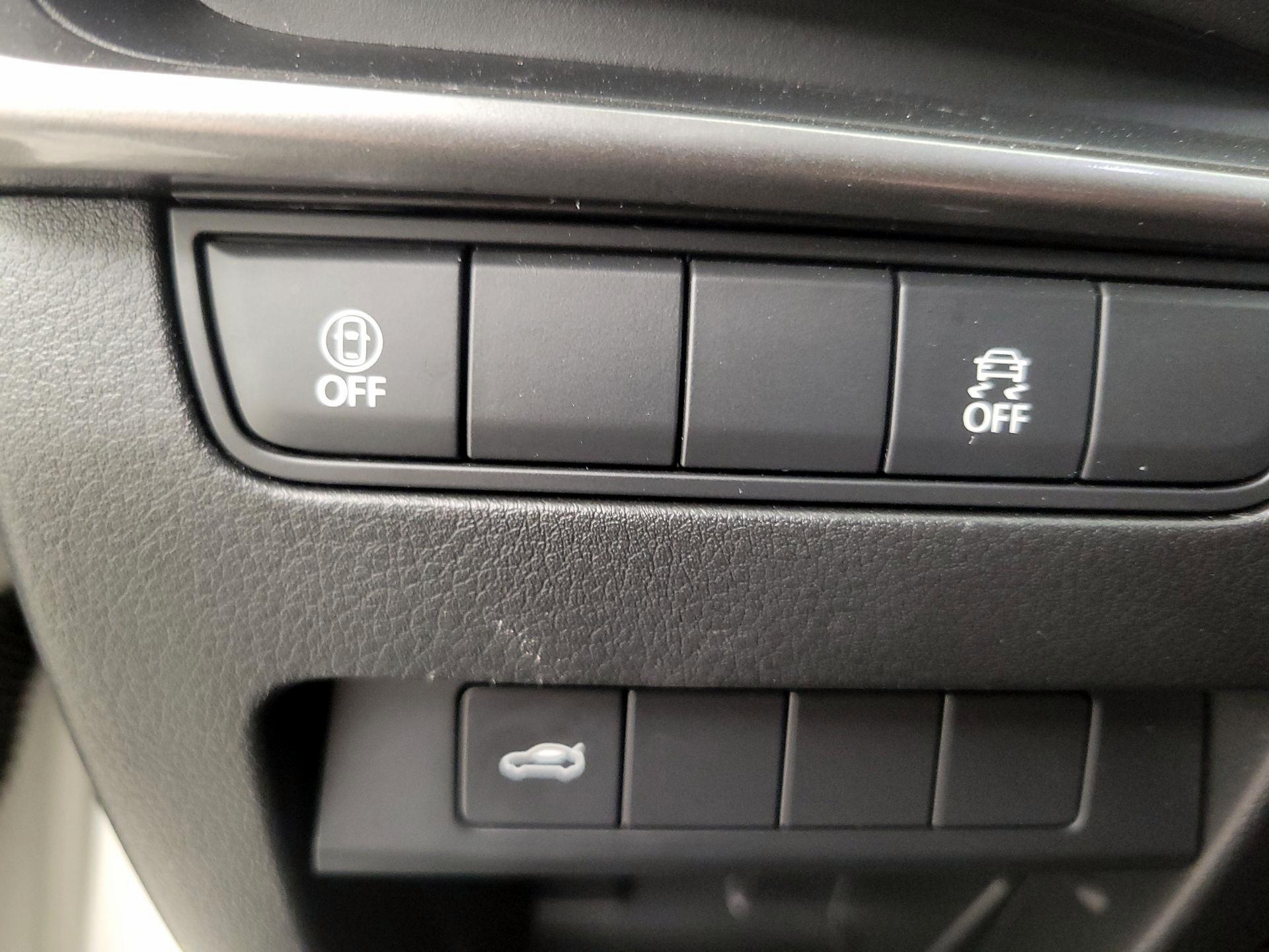 Thumbnail: 2021 Mazda Mazda3 - 13