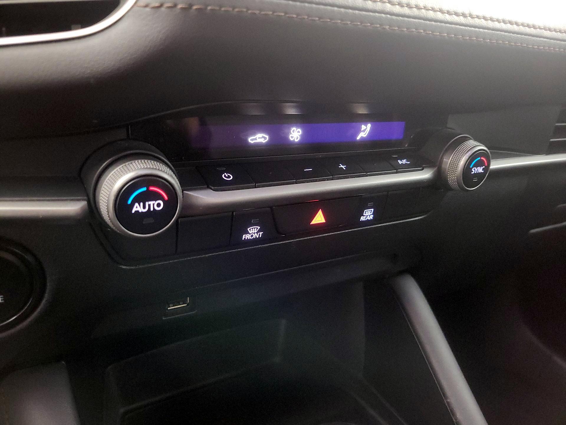 Thumbnail: 2021 Mazda Mazda3 - 16