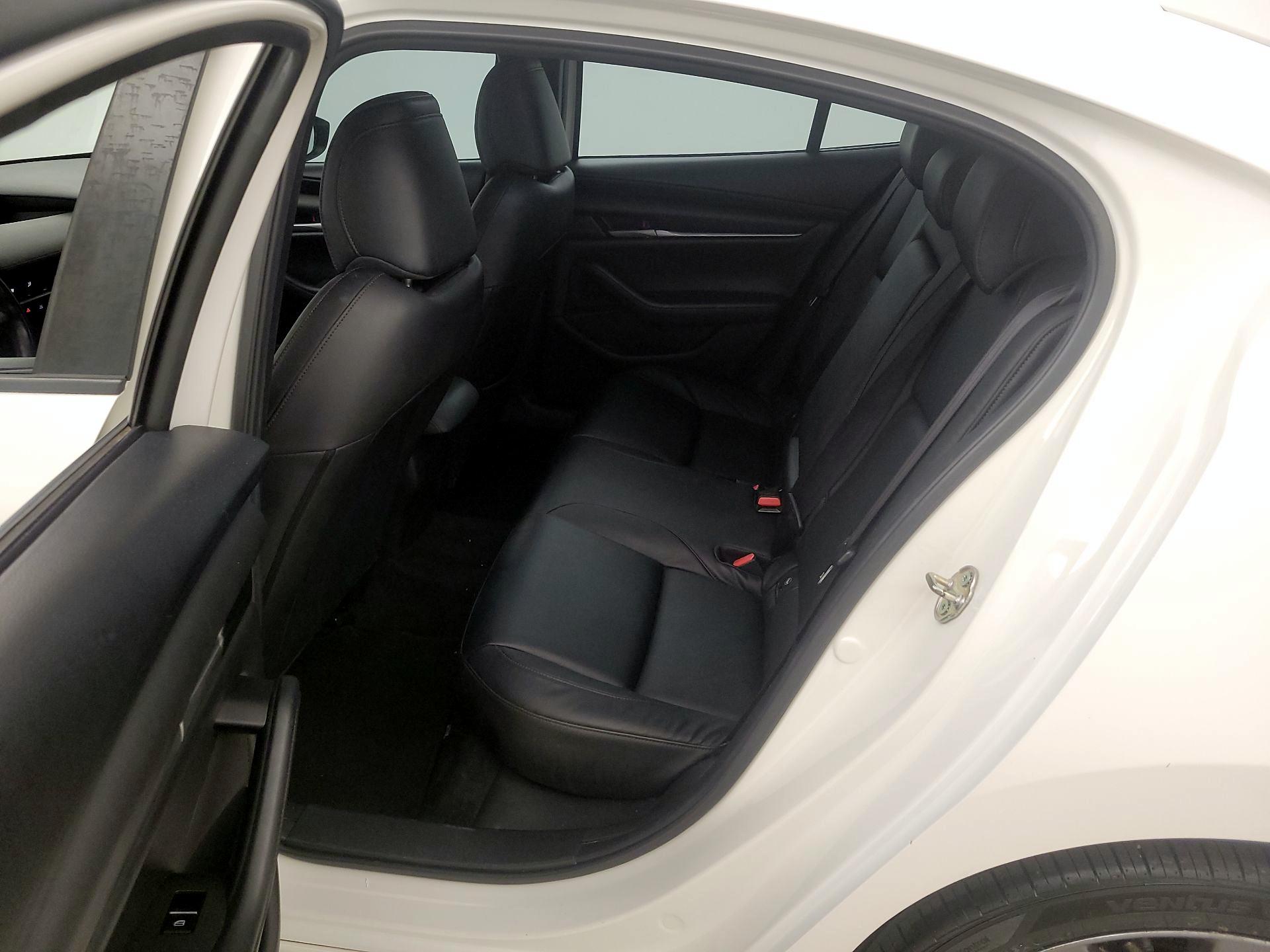 Thumbnail: 2021 Mazda Mazda3 - 19