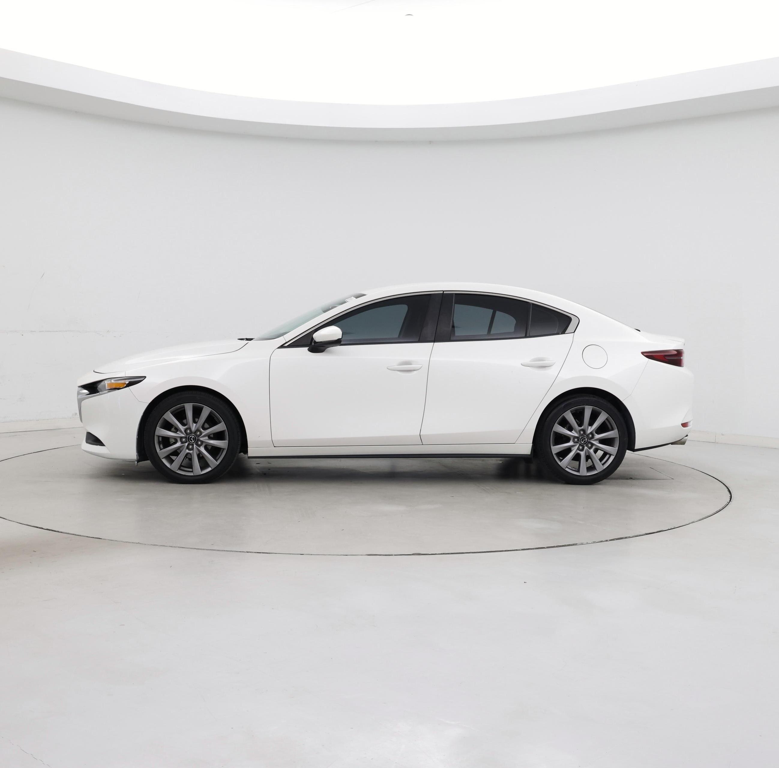 Thumbnail: 2021 Mazda Mazda3 - 3