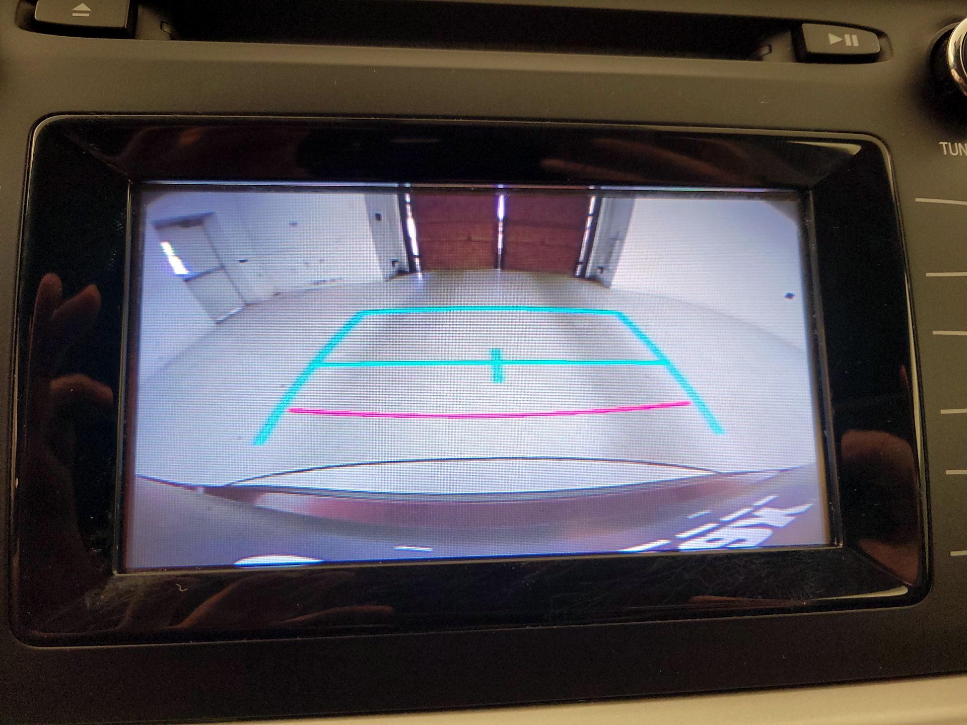 Thumbnail: 2016 Toyota Highlander - 14